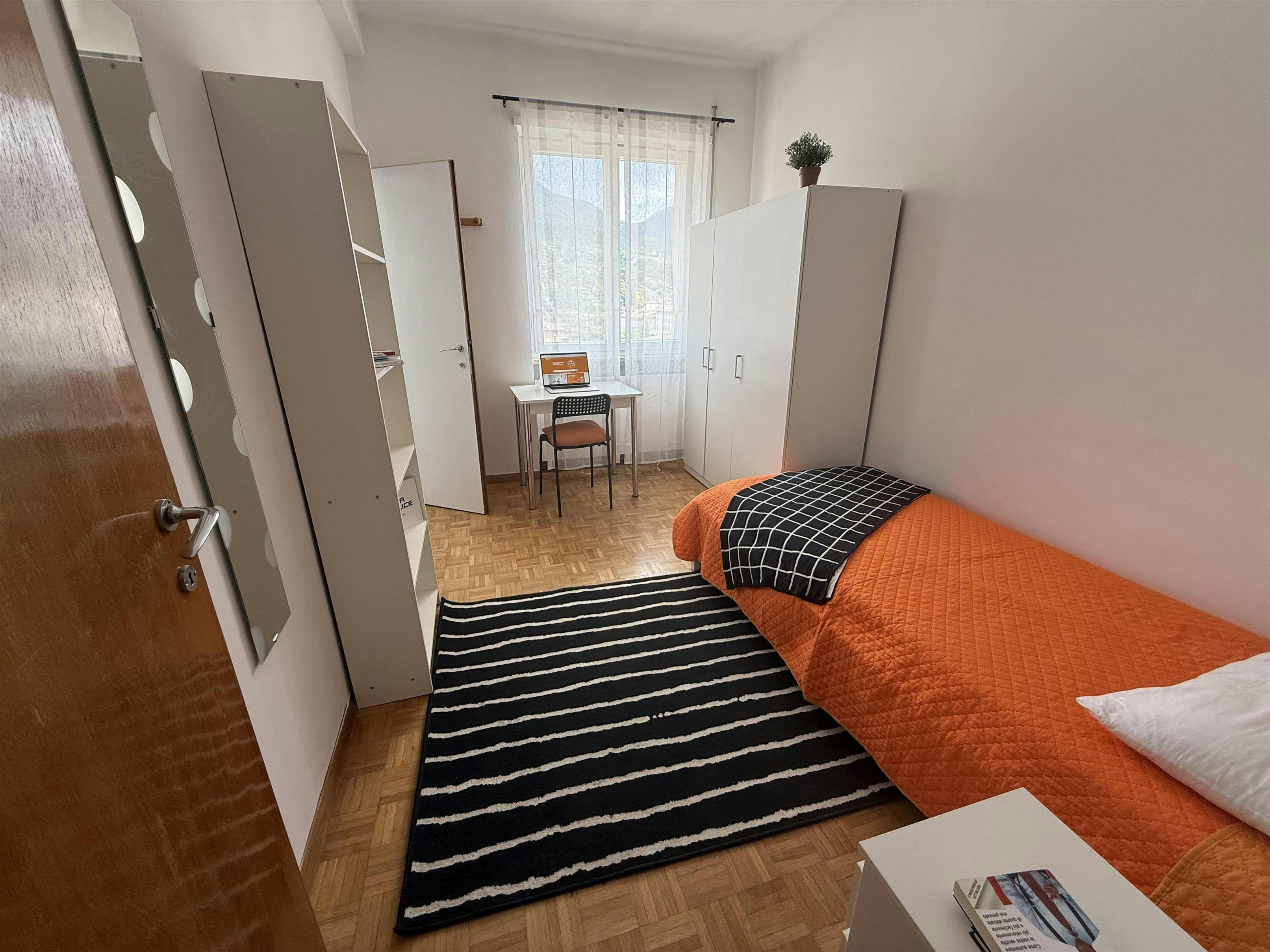 Private room in Via Francesco Paoli, Rovereto (1728694) room image 1
