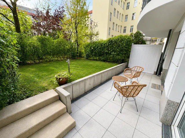 2-Bedroom Apartment in Kleine Alexanderstraße, Berlin (1728700) room image 1