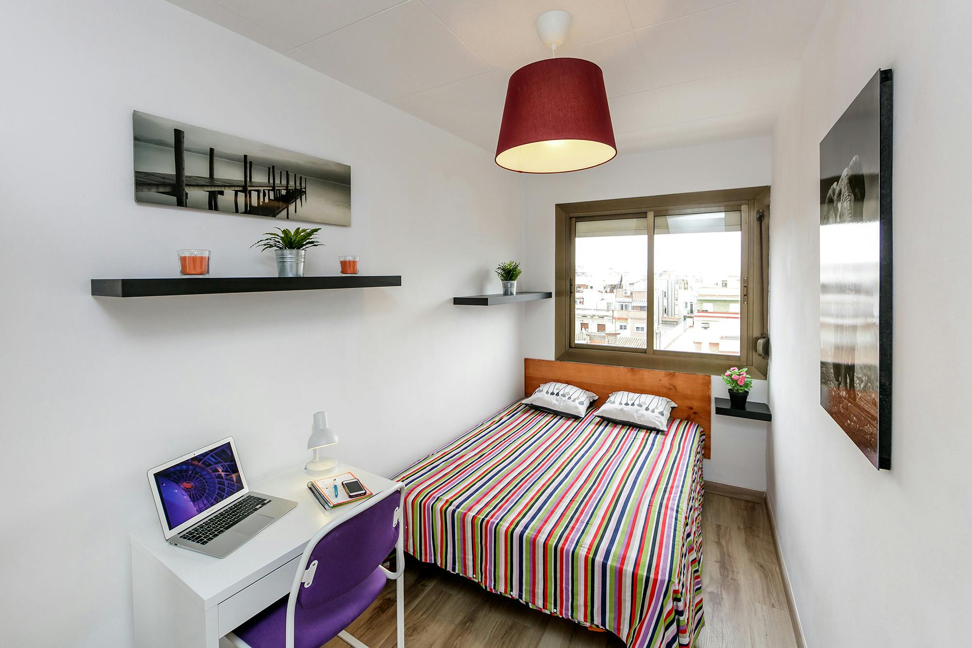 Private room in Carrer Orient, L'Hospitalet de Llobregat (1728762) room image 1