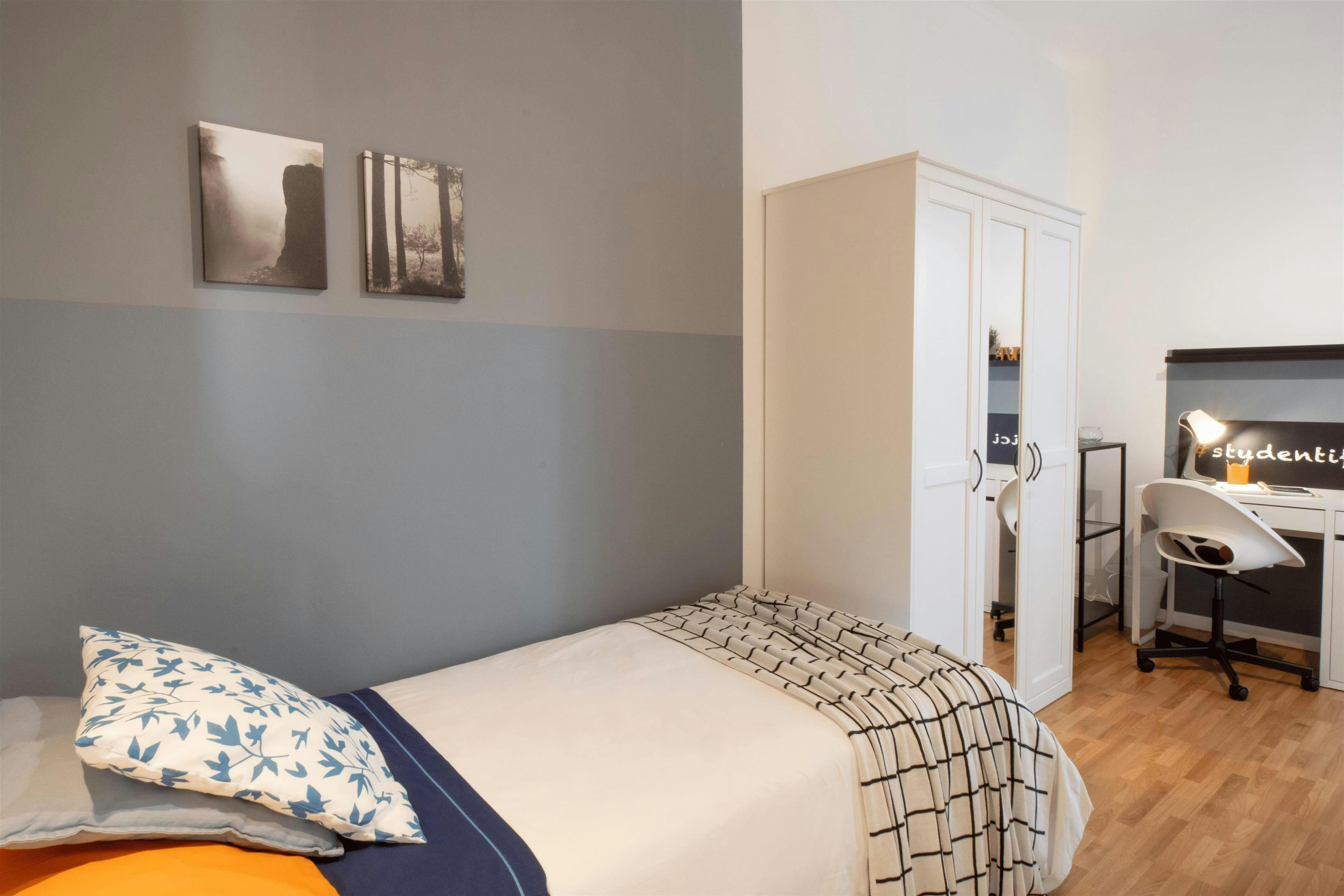 Private room in Via Piobesi, Turin (1728787) room image 2
