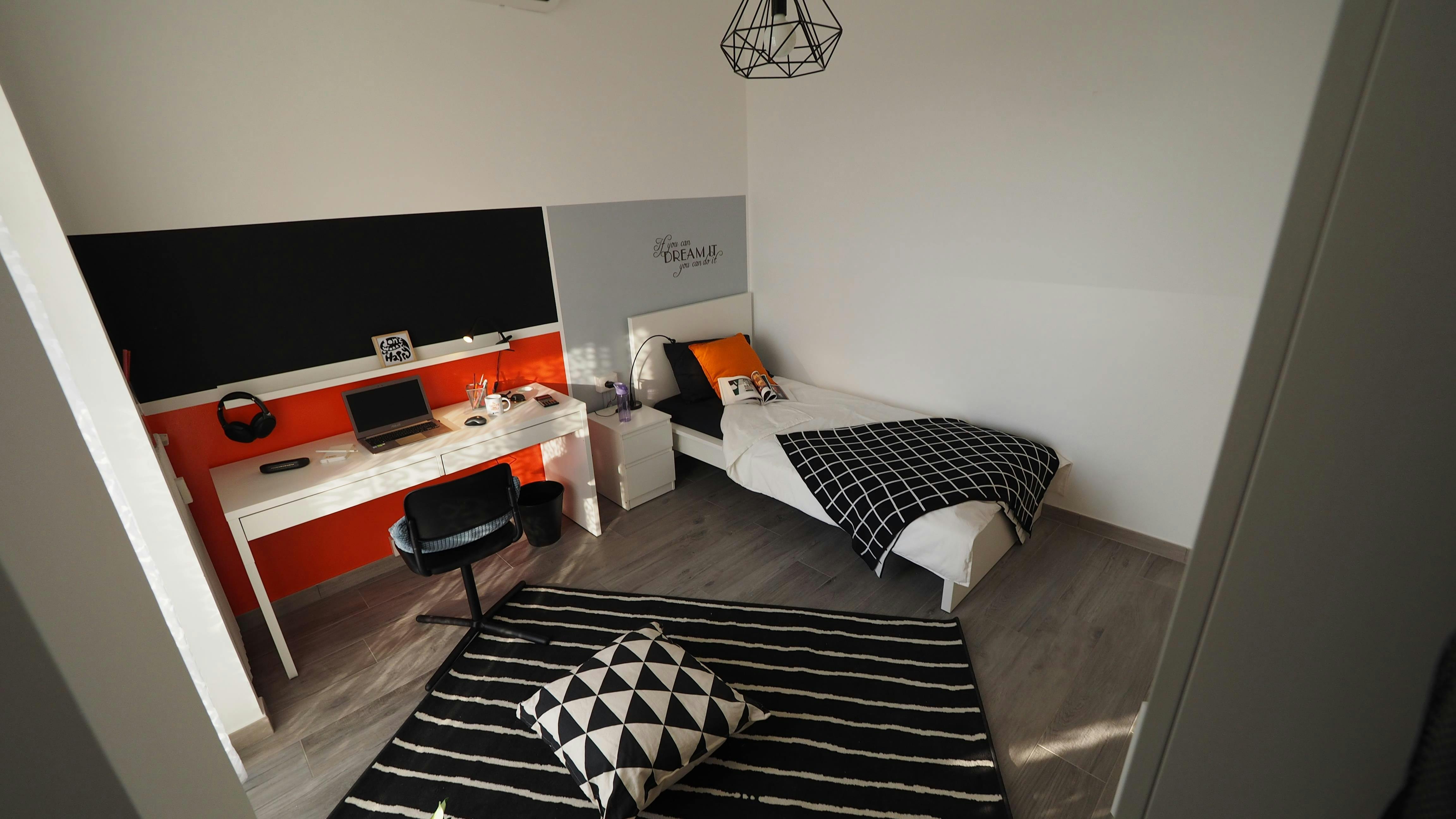 Private room in Via Arturo Farinelli, Turin (1728789) room image 2