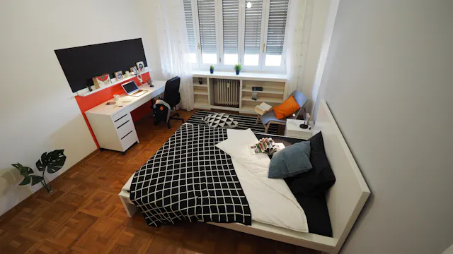 Private room in Corso Luigi Einaudi, Turin (1728802) room image 2