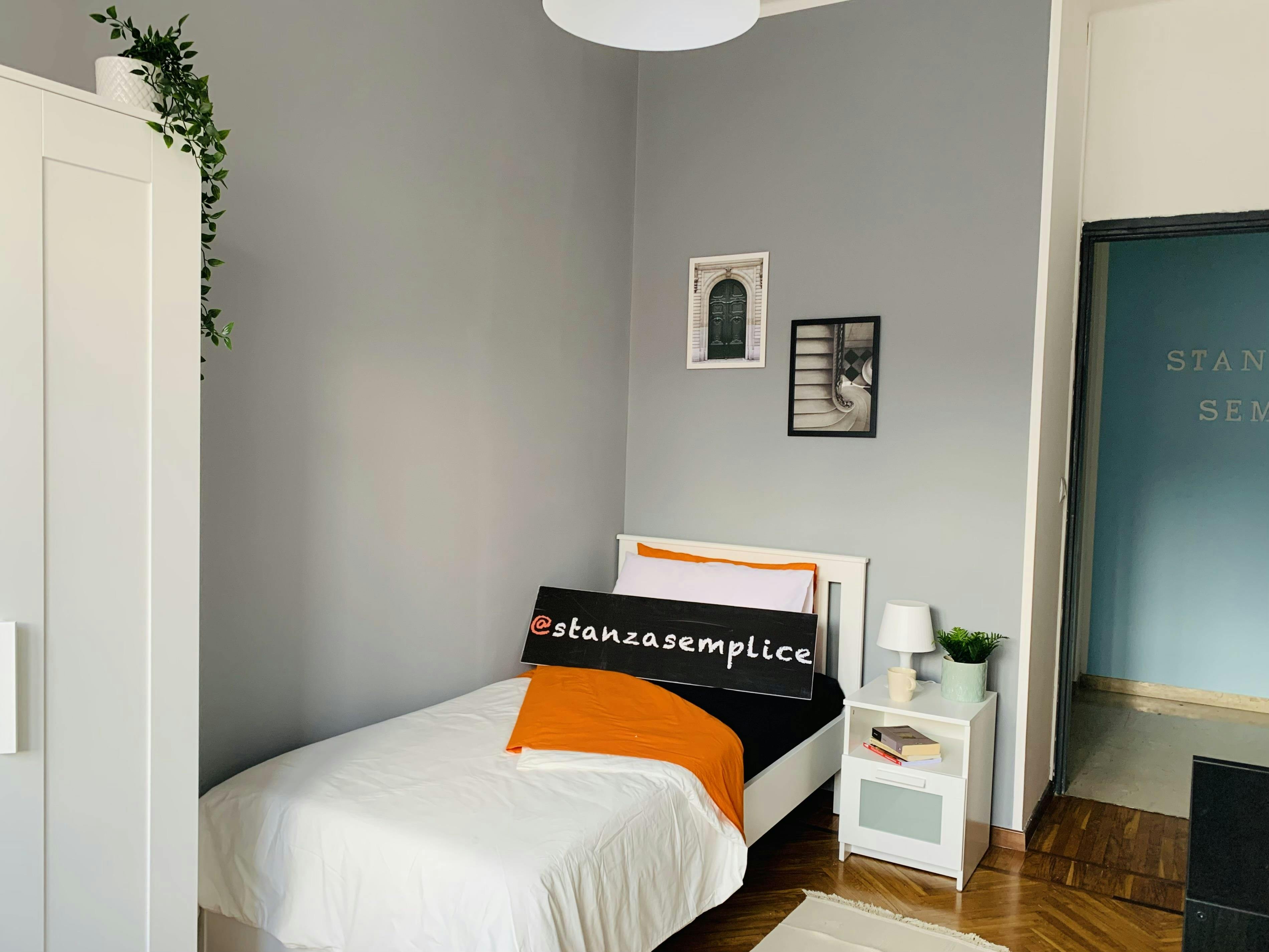 Private room in Via Sant'Agostino, Turin (1728815) room image 2