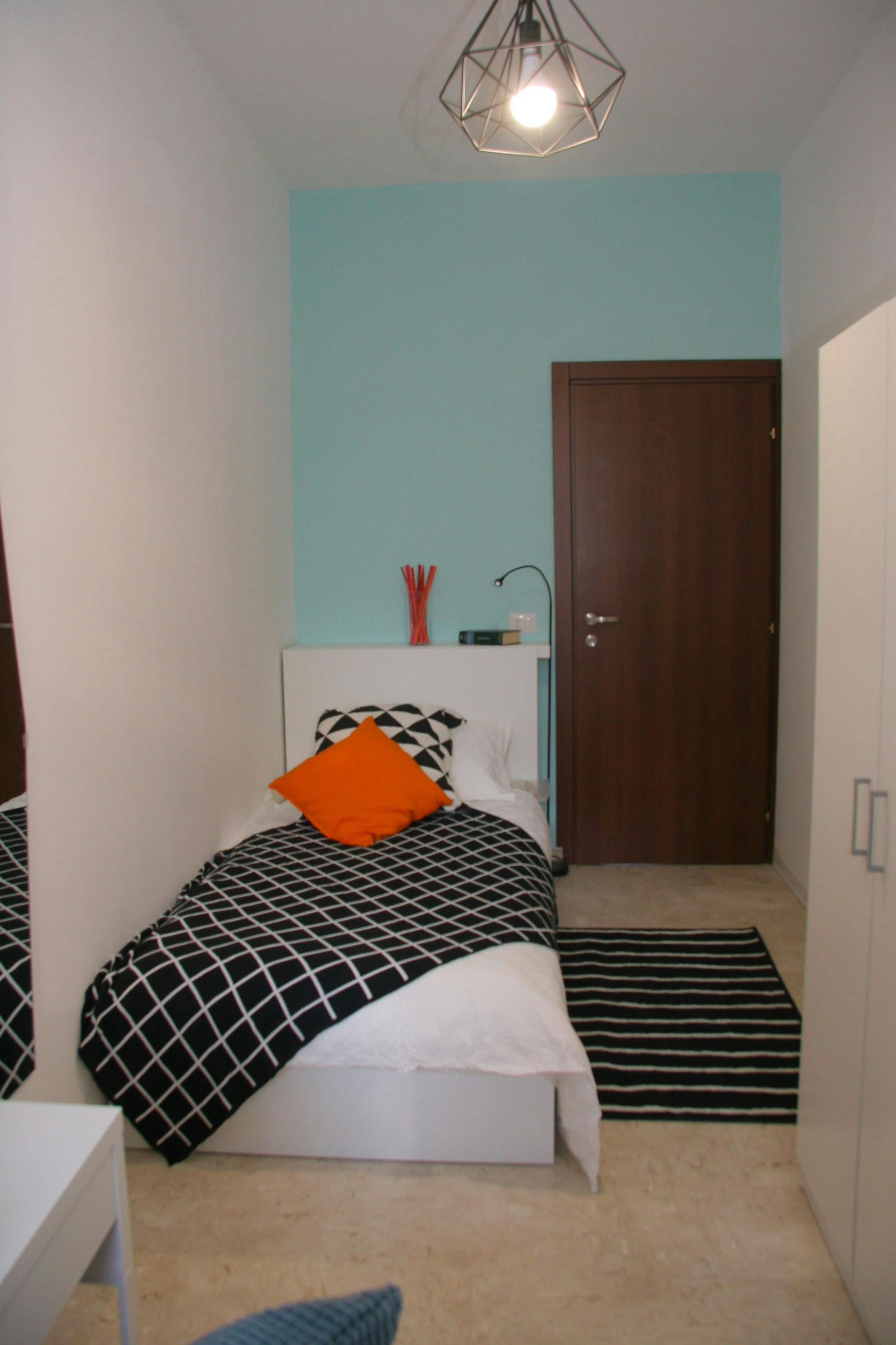 Private room in Corso Peschiera, Turin (1728843) room image 1
