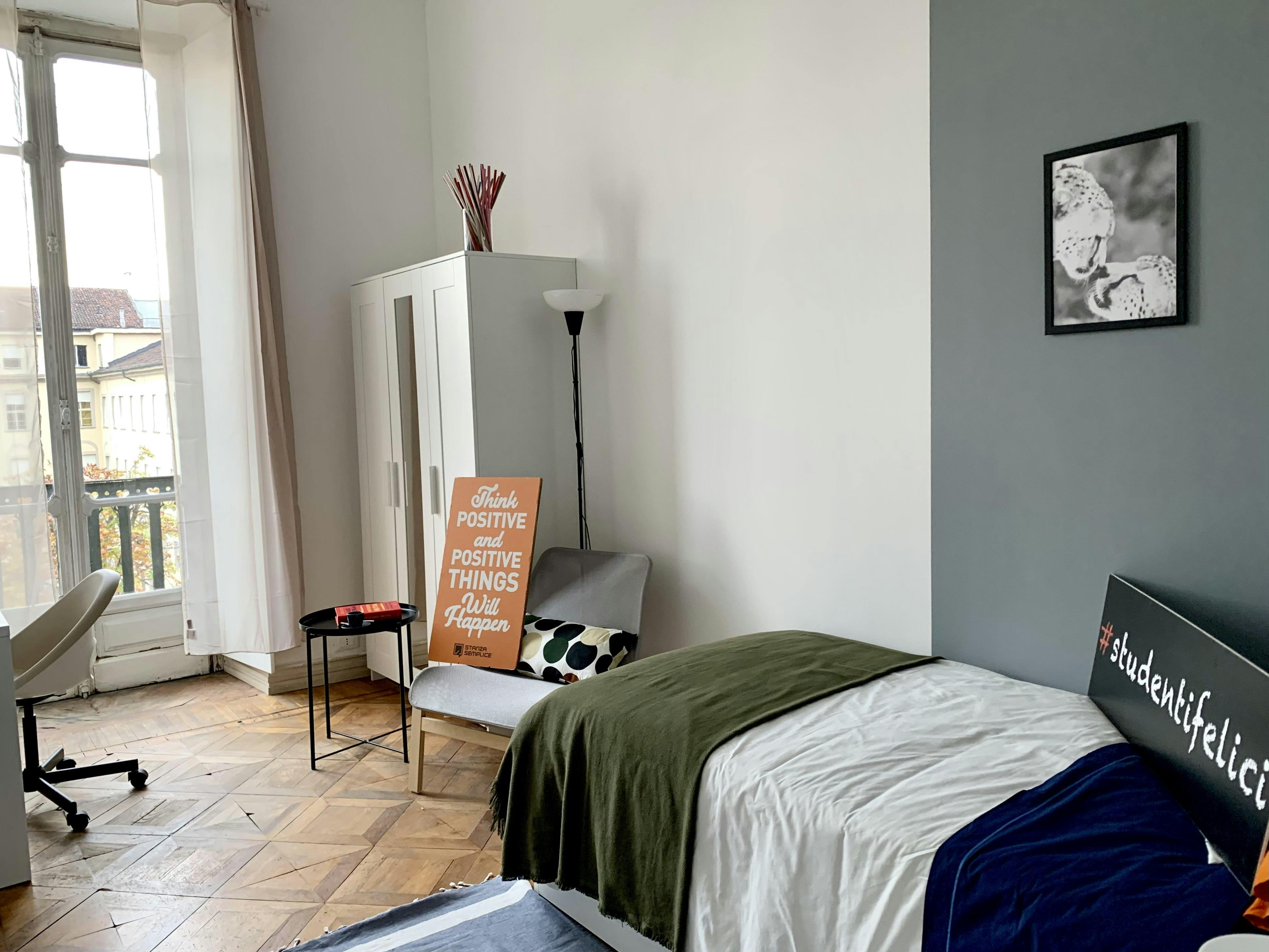 Private room in Corso Re Umberto, Turin (1728860) room image 2
