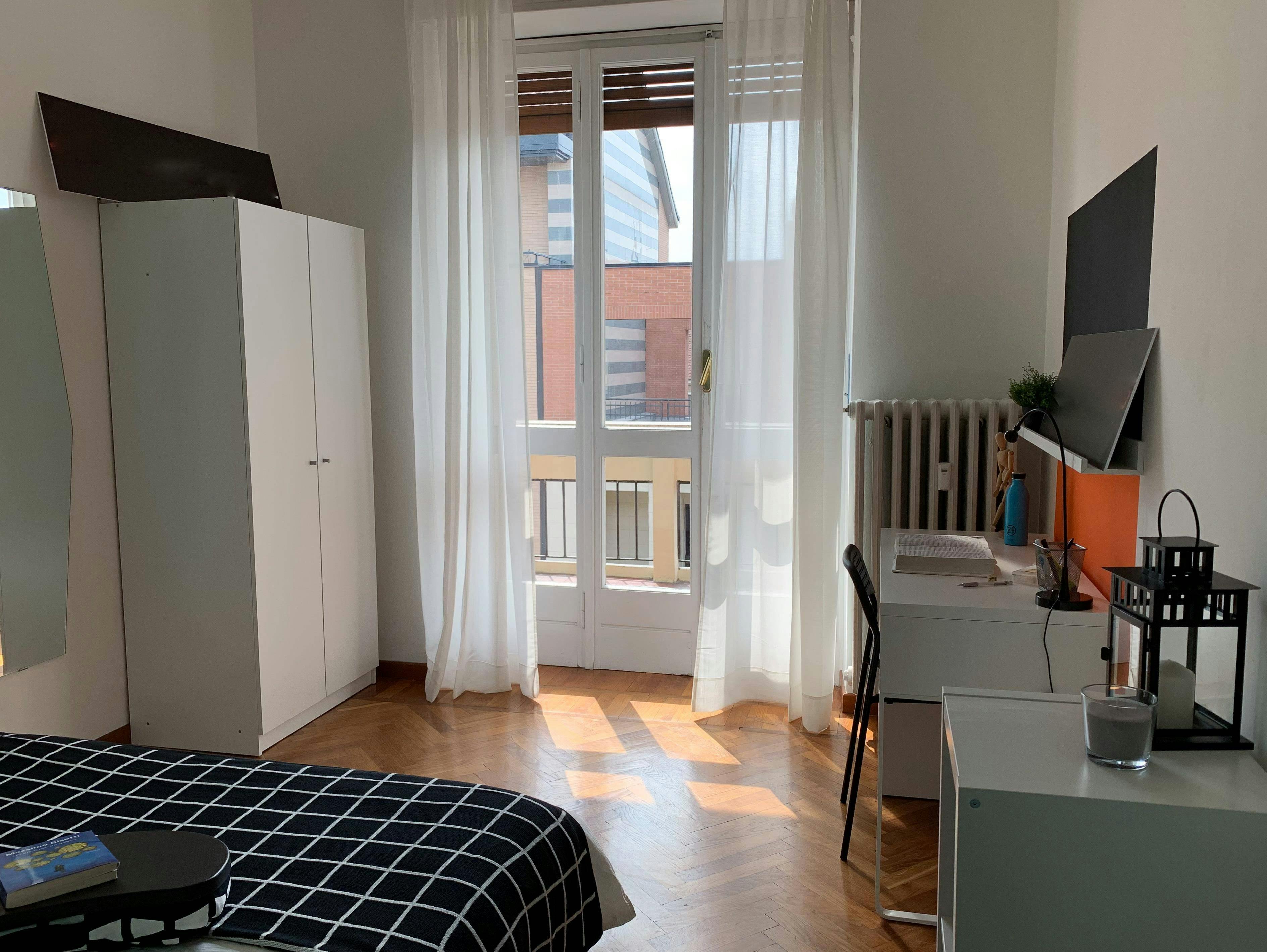 Private room in Via Elba, Turin (1728875) room image 2