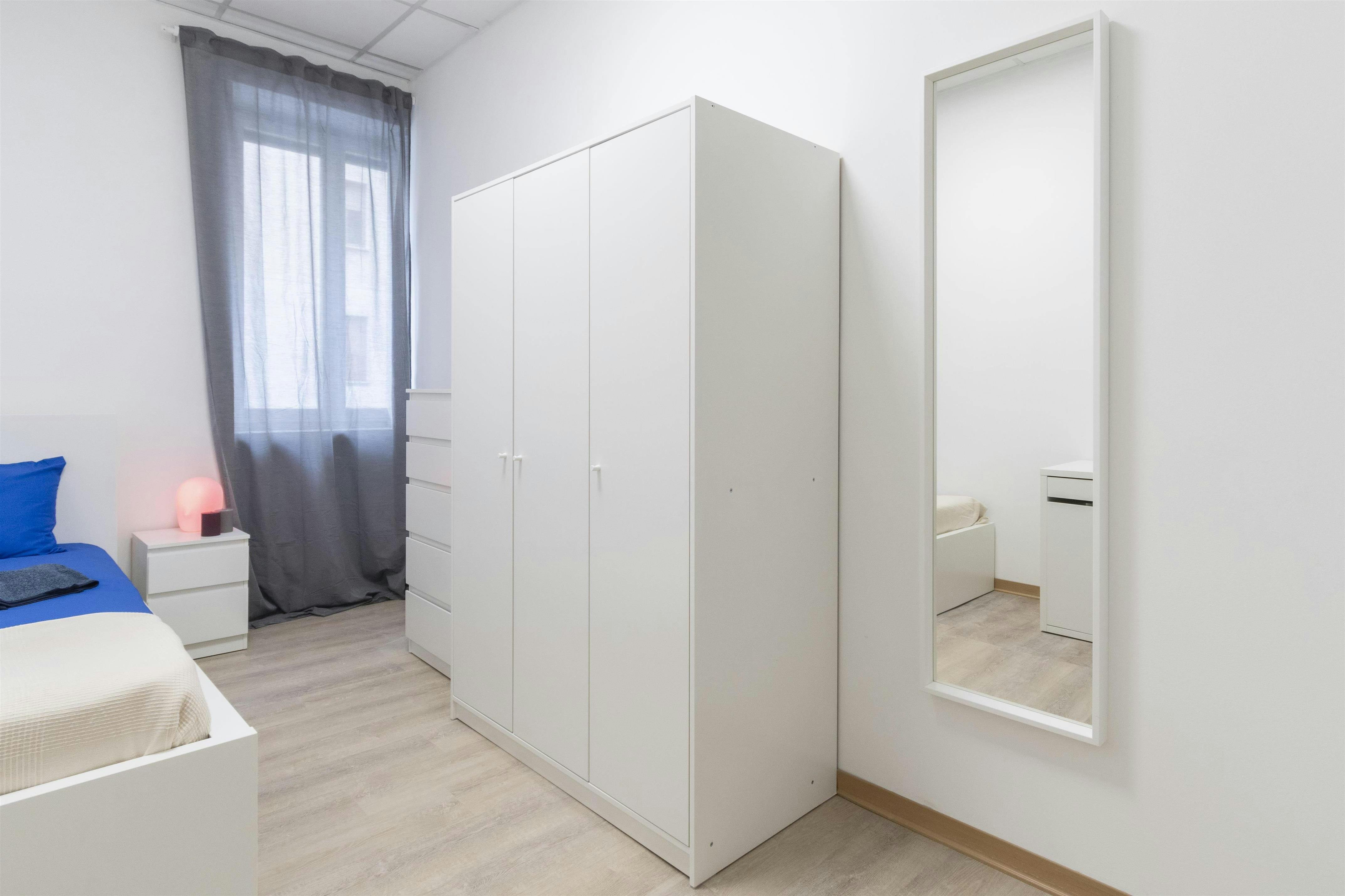 Private room in Via Frinco, Turin (1728881) room image 2