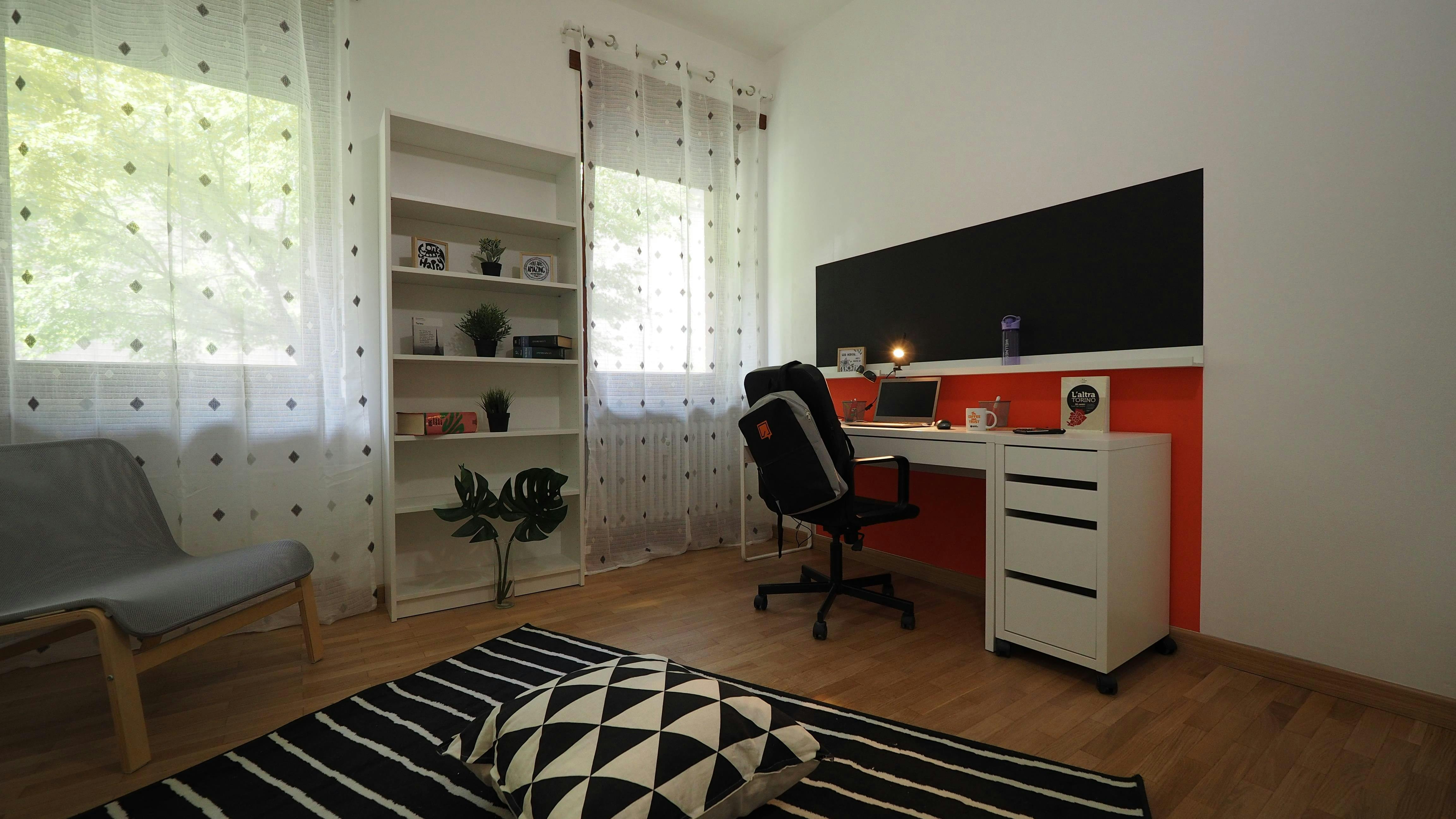 Private room in Via Santa Chiara, Turin (1728883) room image 1