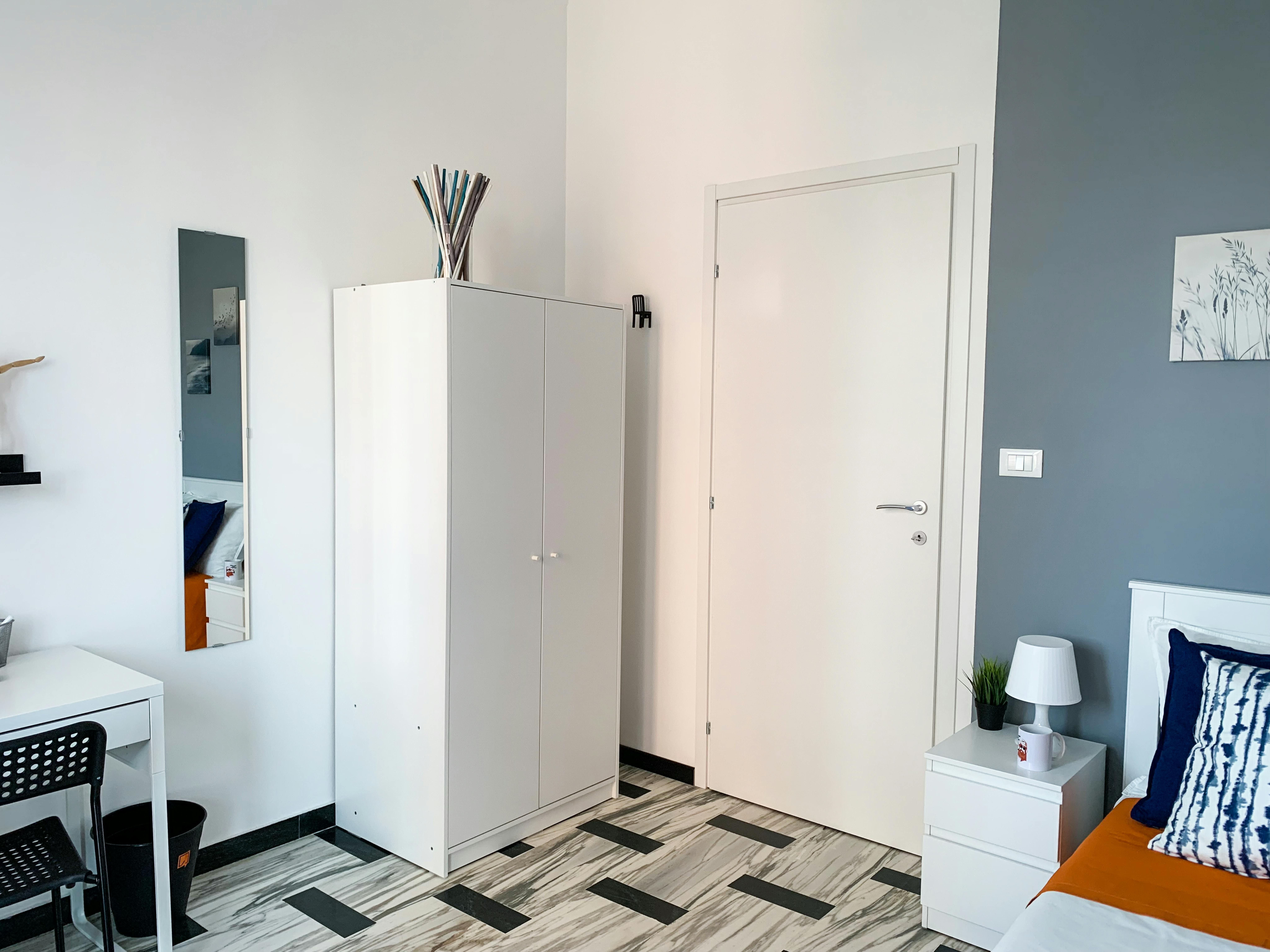 Private room in Via La Thuile, Turin (1728893) room image 2
