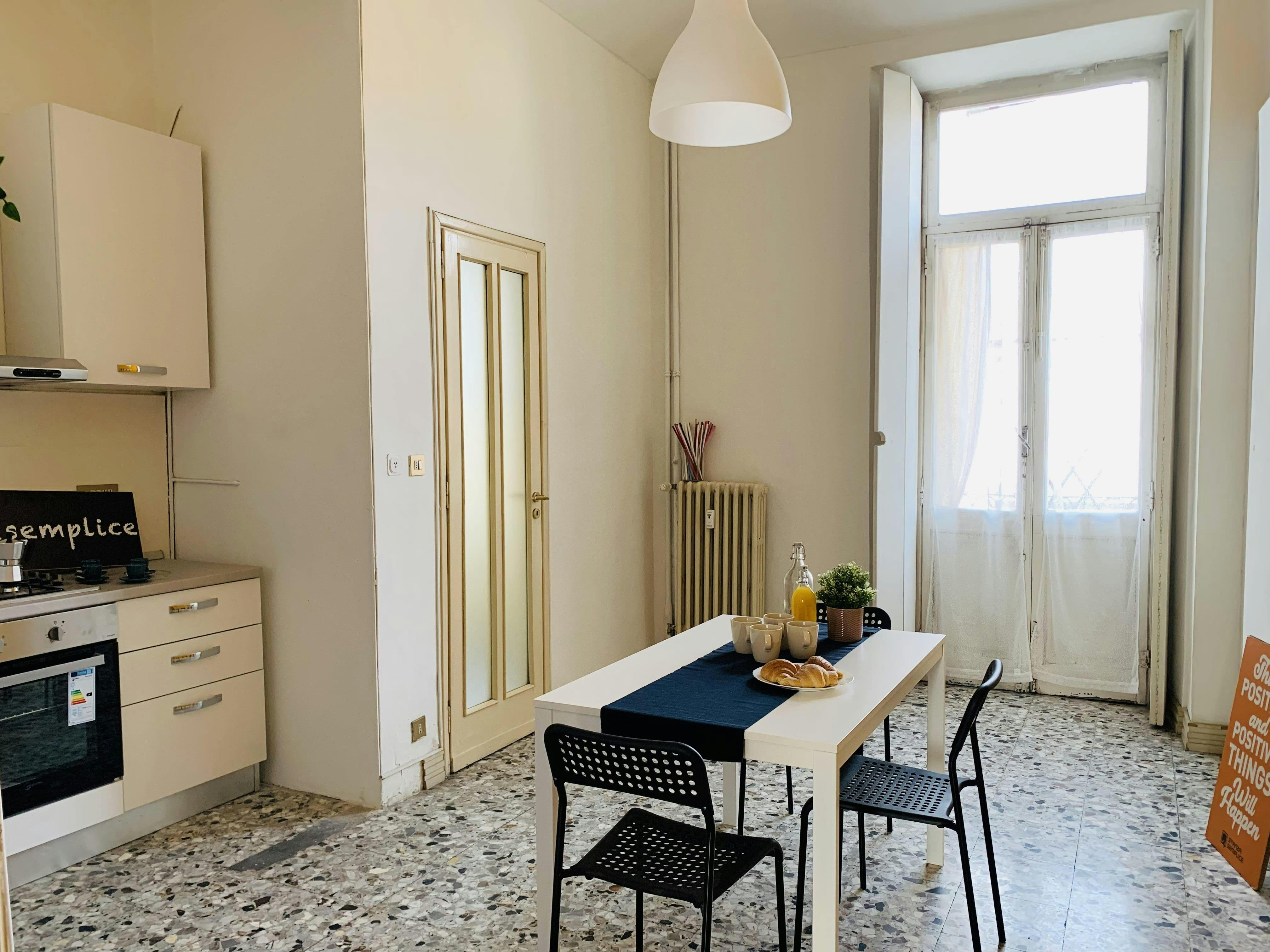 Private room in Corso Re Umberto, Turin (1728902) room image 9