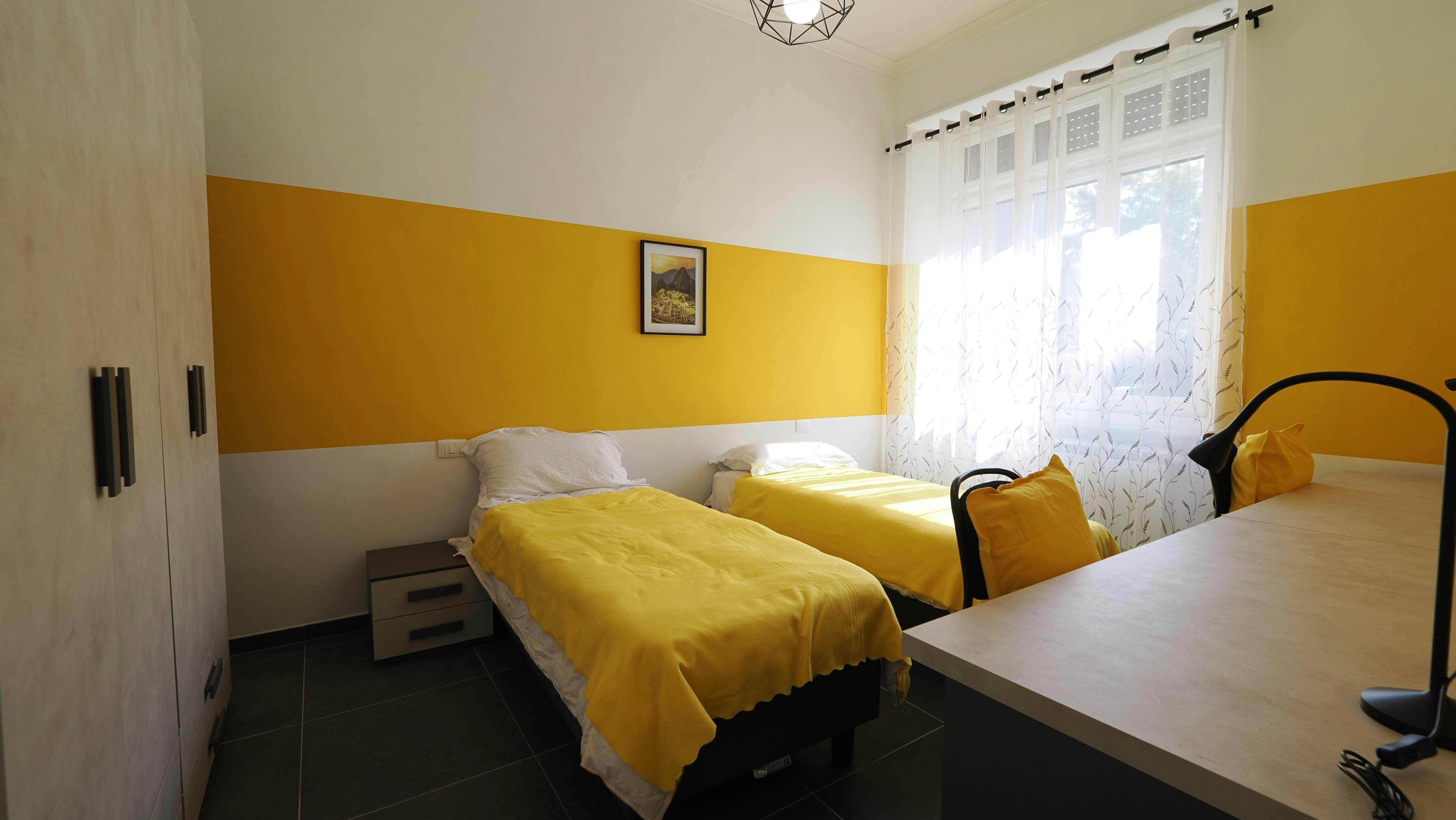 Private room in Corso Peschiera, Turin (1728913) room image 1