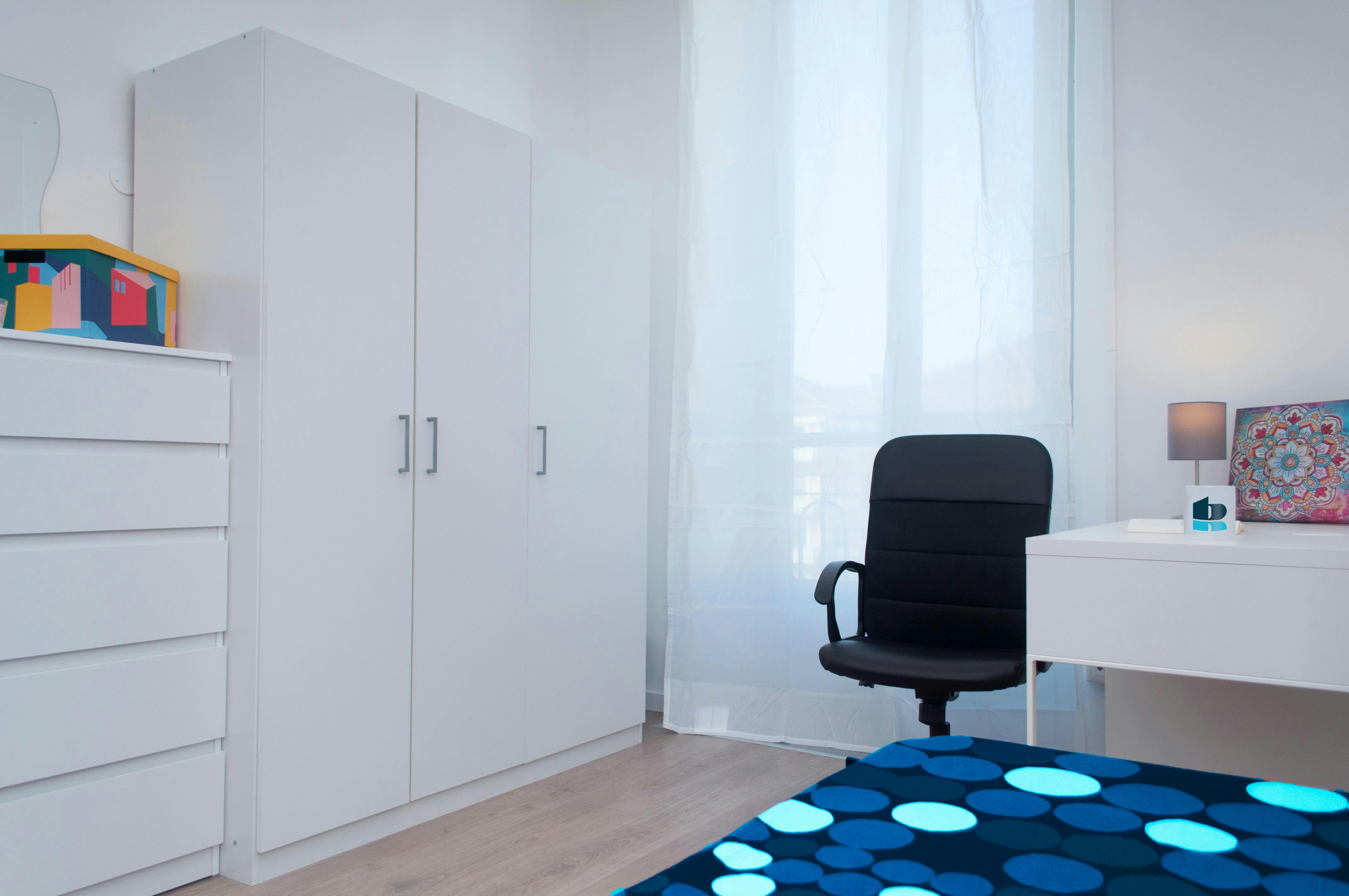 Private room in Via Aldo Barbaro, Turin (1728933) room image 1