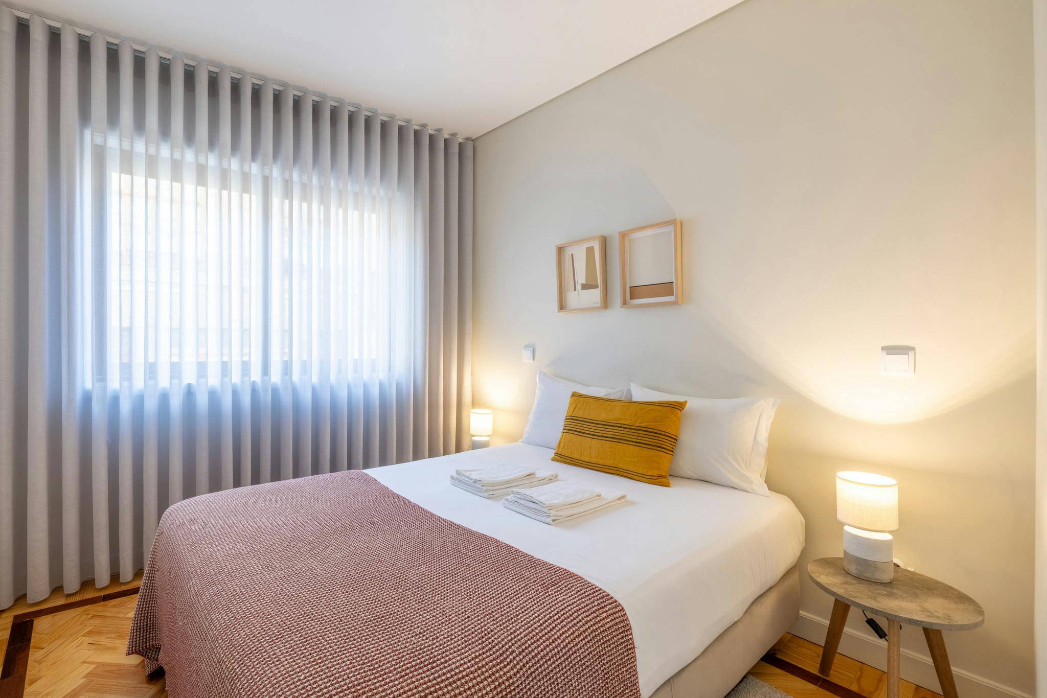 2-Bedroom Apartment in Rua de Miguel Bombarda, Porto (1728985) ROOM