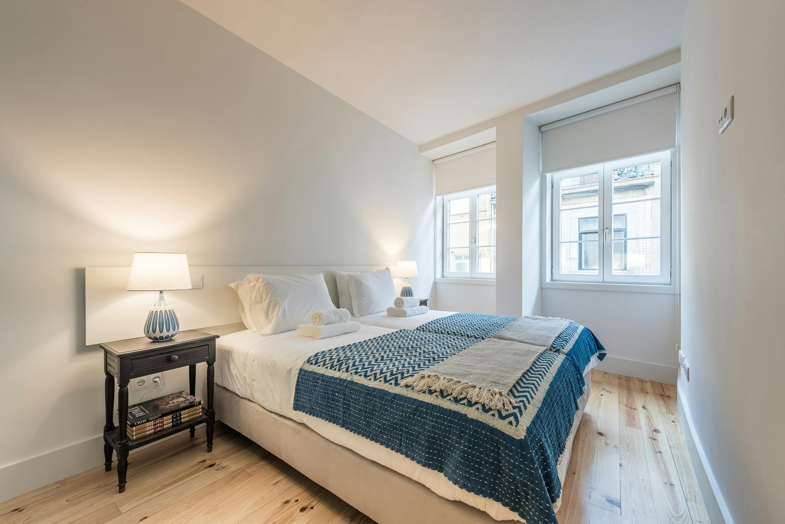 1-Bedroom Apartment in Rua dos Caldeireiros, Porto (1728986) room image 1
