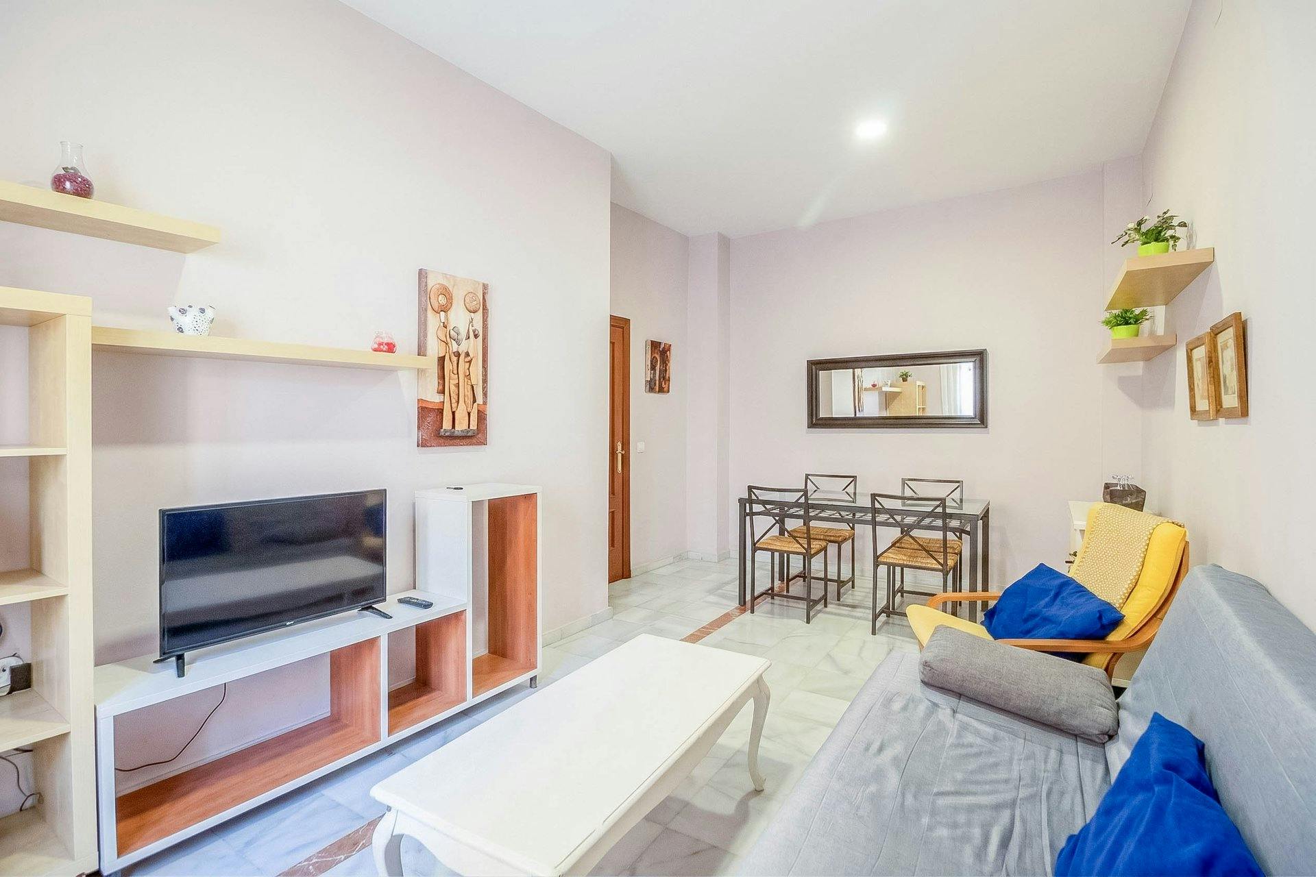 Wohnung zu mieten für 900 € pro Monat in San Fernando, Calle Mazarredo