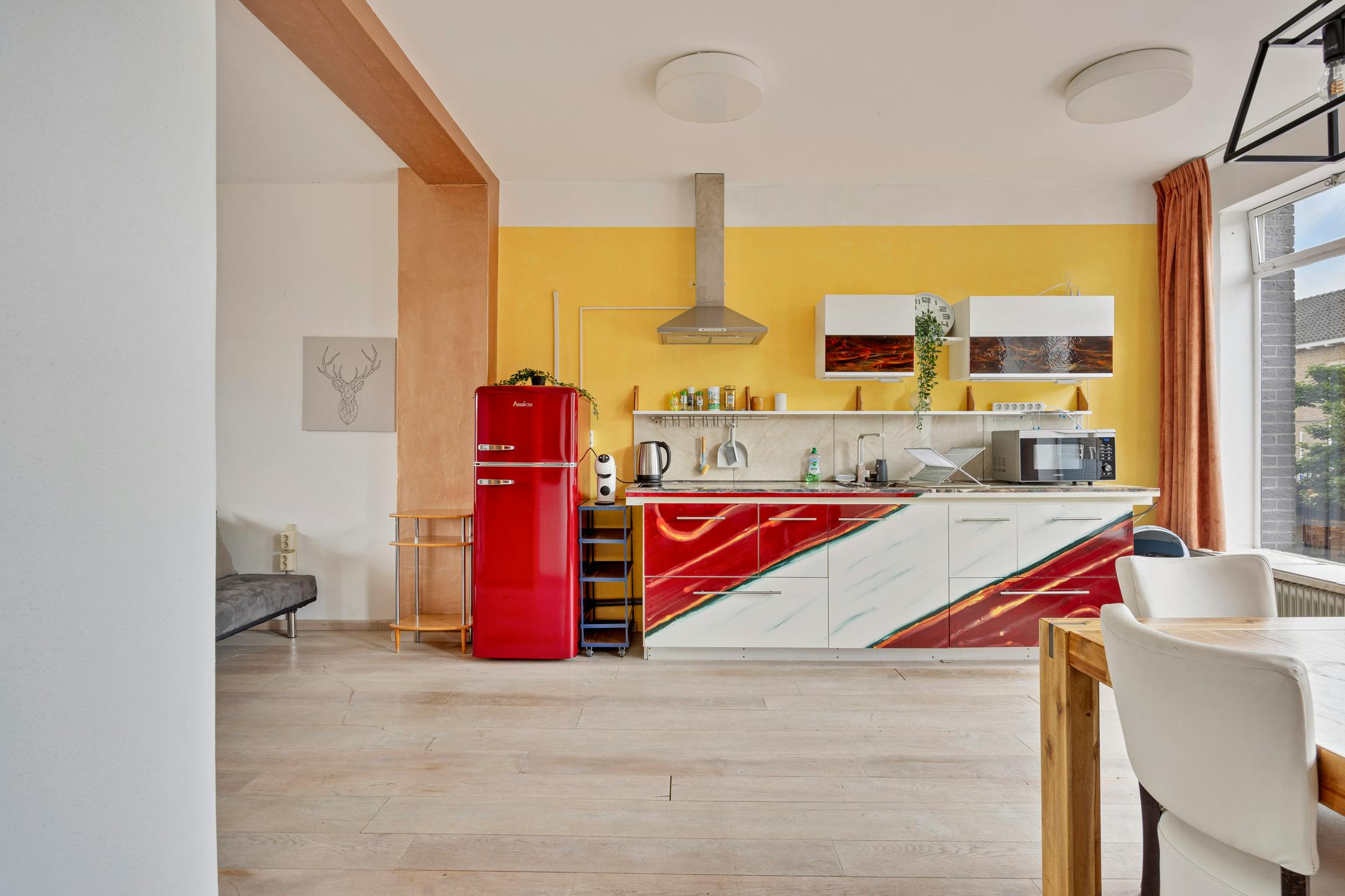 Building for rent for €3,600 per month in Eindhoven, Kruisstraat