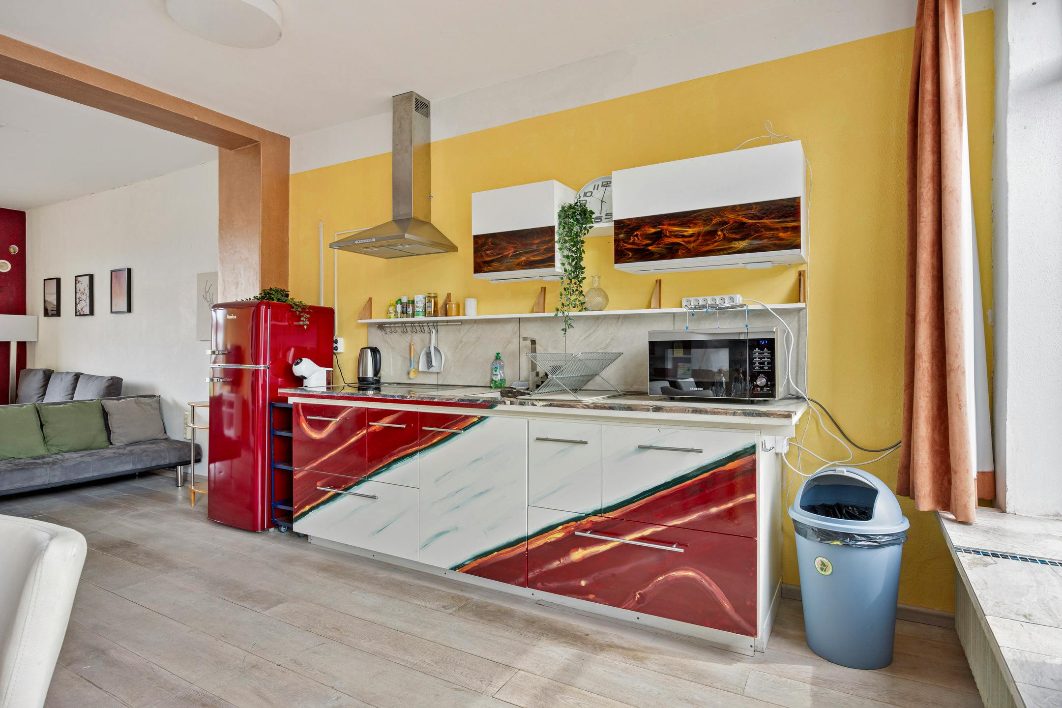 preview gallery tile