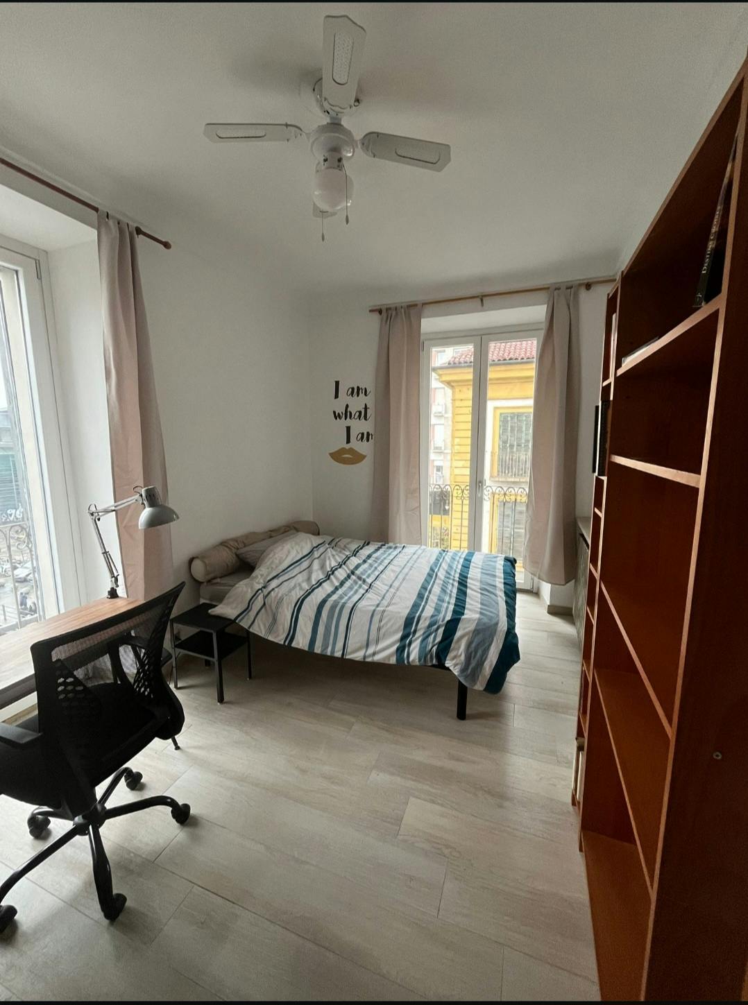 Wohnung zu mieten für 350 € pro Monat in Turin, Piazza della Repubblica