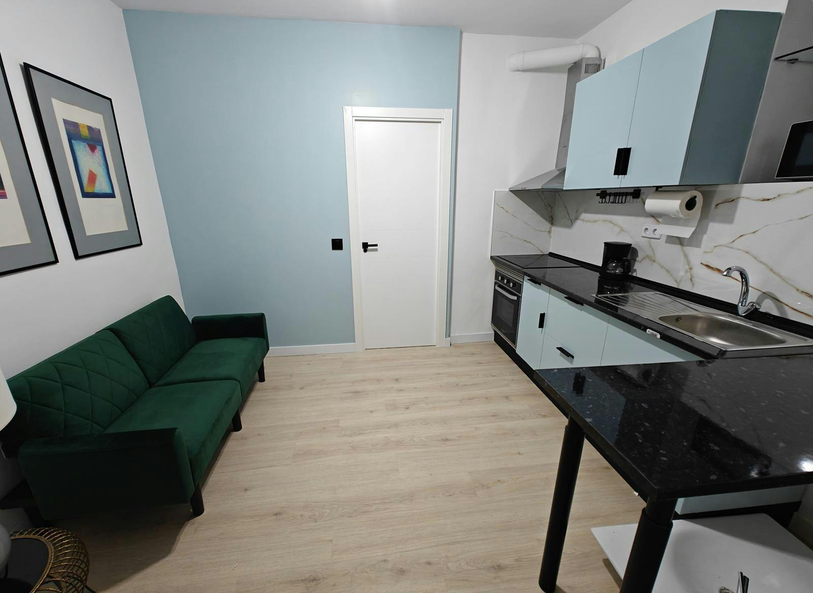 2-Bedroom Apartment in Calle de Juan Álvarez Mendizábal, Madrid (1729115) room image 2