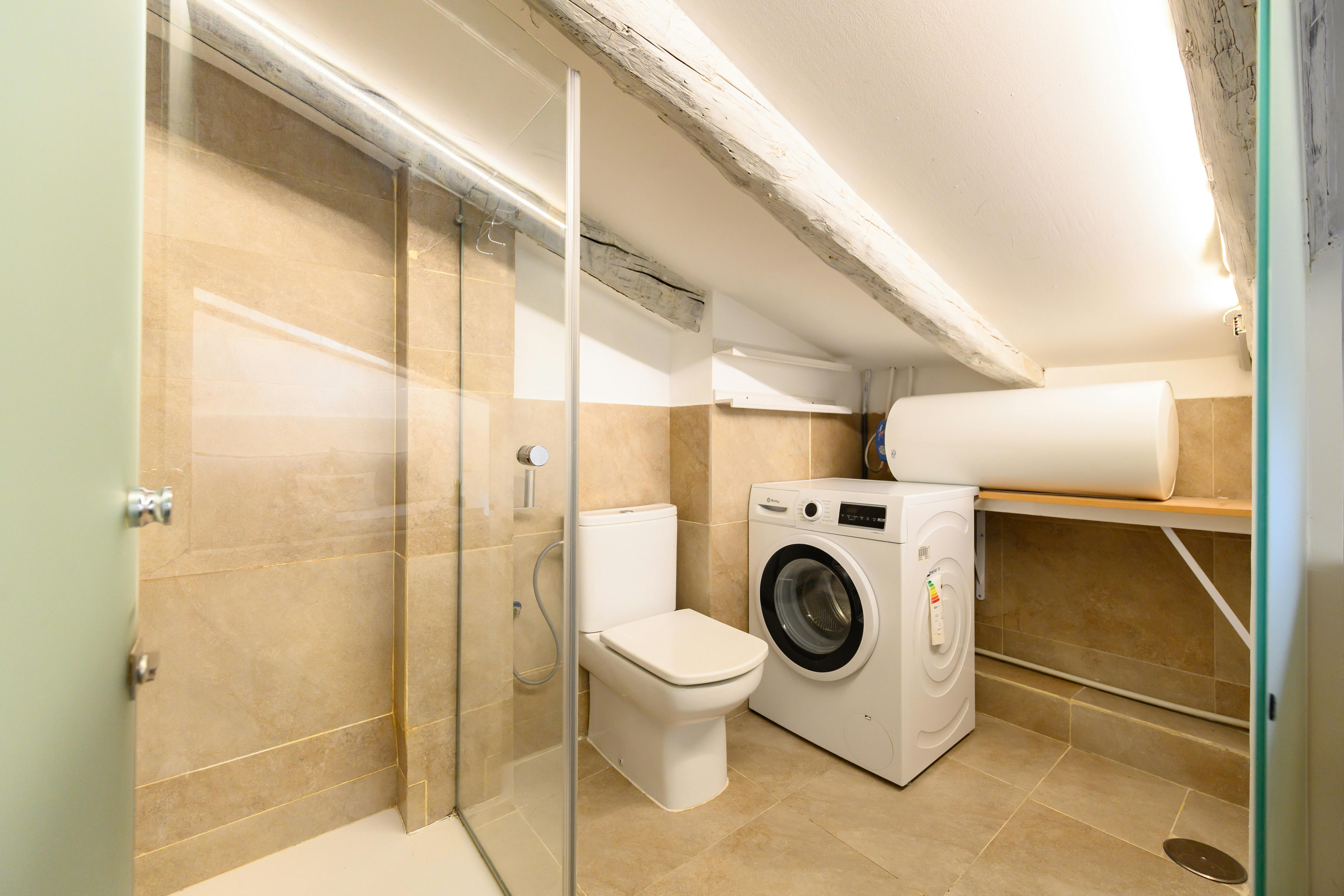 1-Bedroom Apartment in Calle de Ferraz, Madrid (1729116) ROOM 4