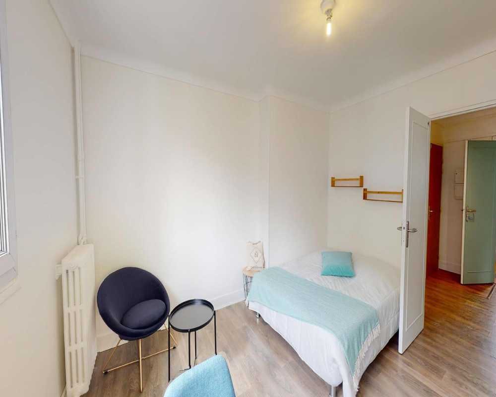 Private room in Rue de Saussure, Paris (1729127) room image 2