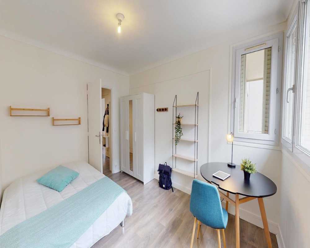 Private room in Rue de Saussure, Paris (1729127) room image 1
