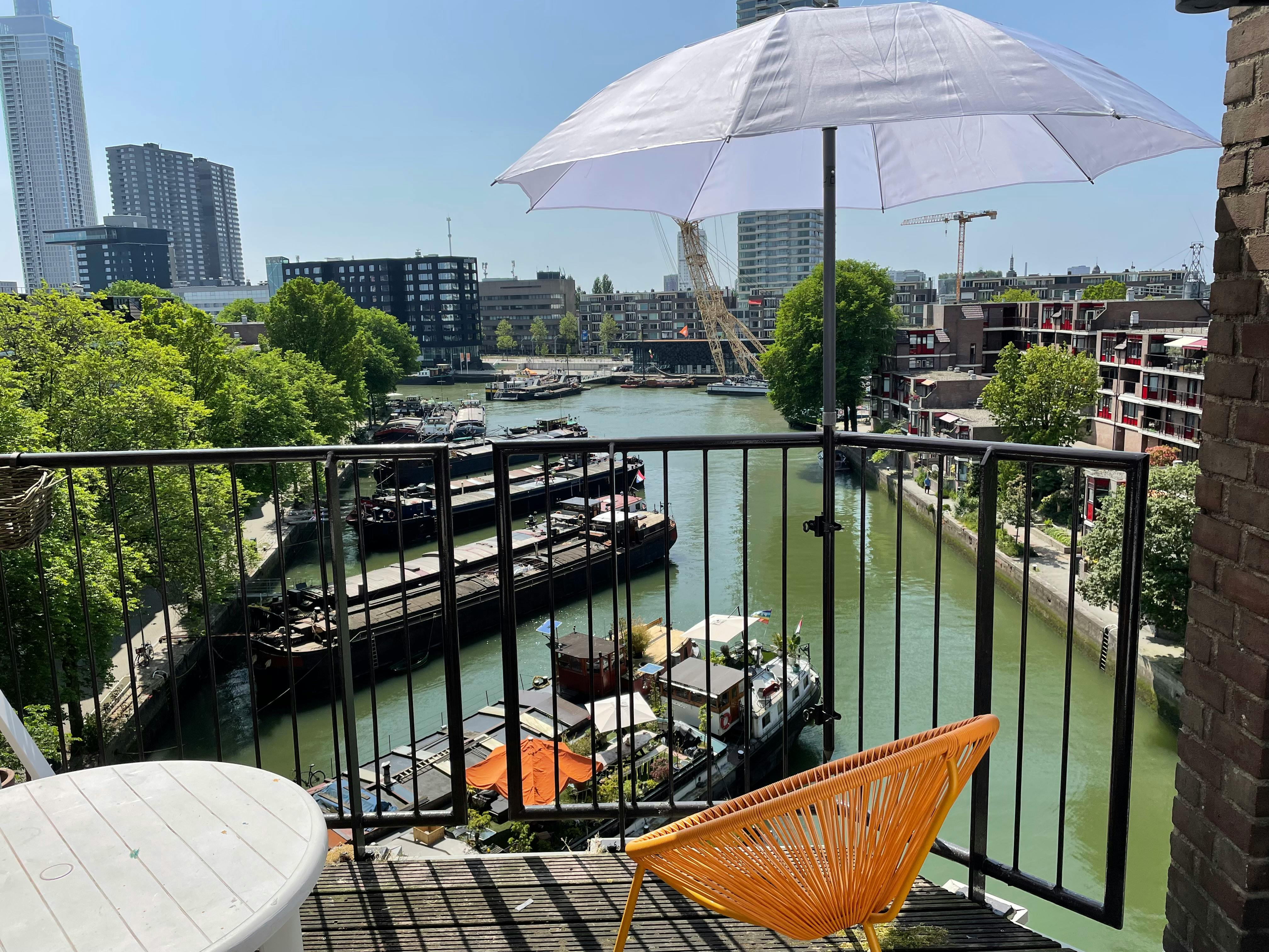 Appartement à louer pour 2 400 €/mois à Rotterdam, Glashaven