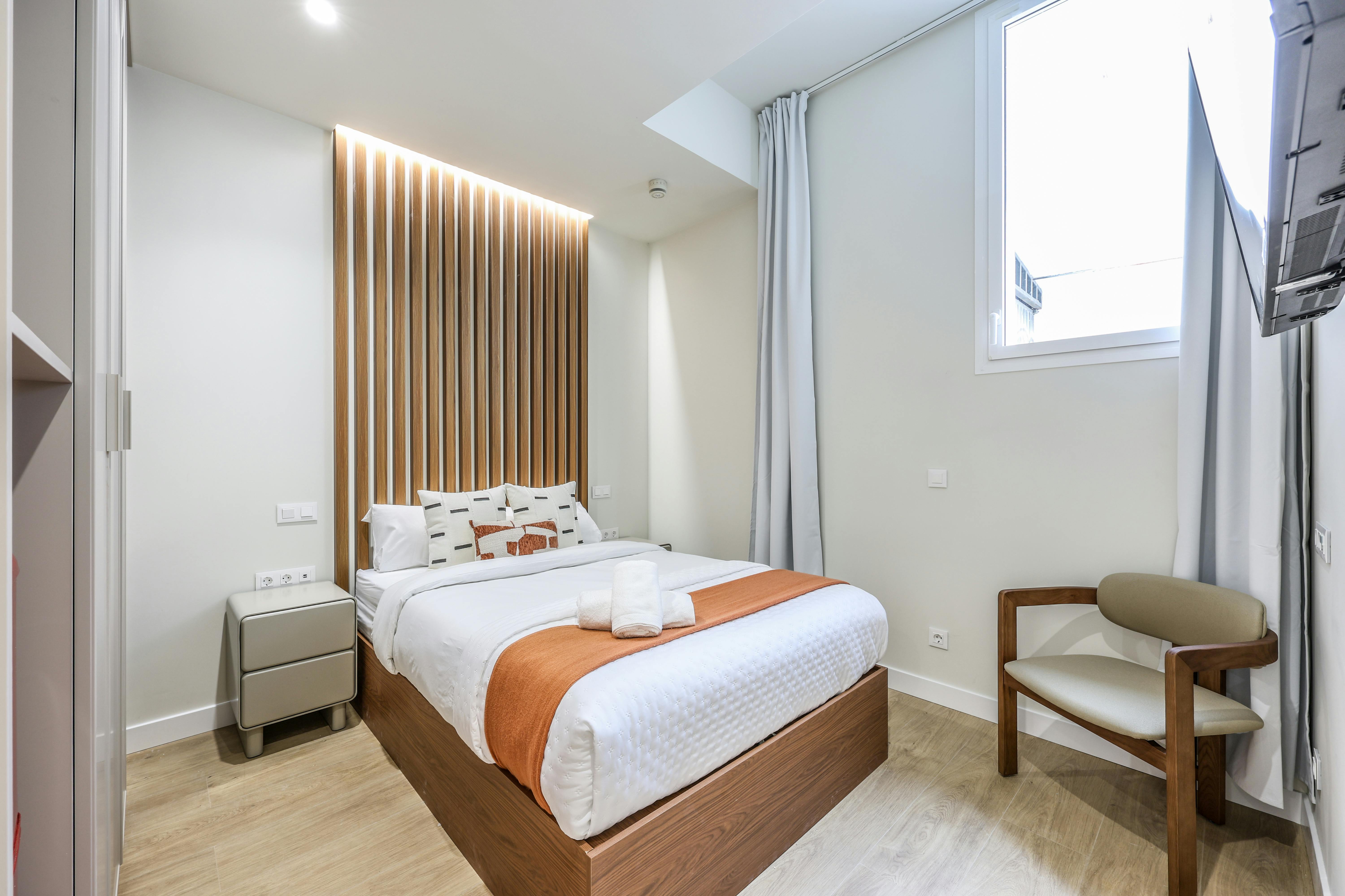 Private room in Avenida del Llano Castellano, Madrid (1729183) room image 2