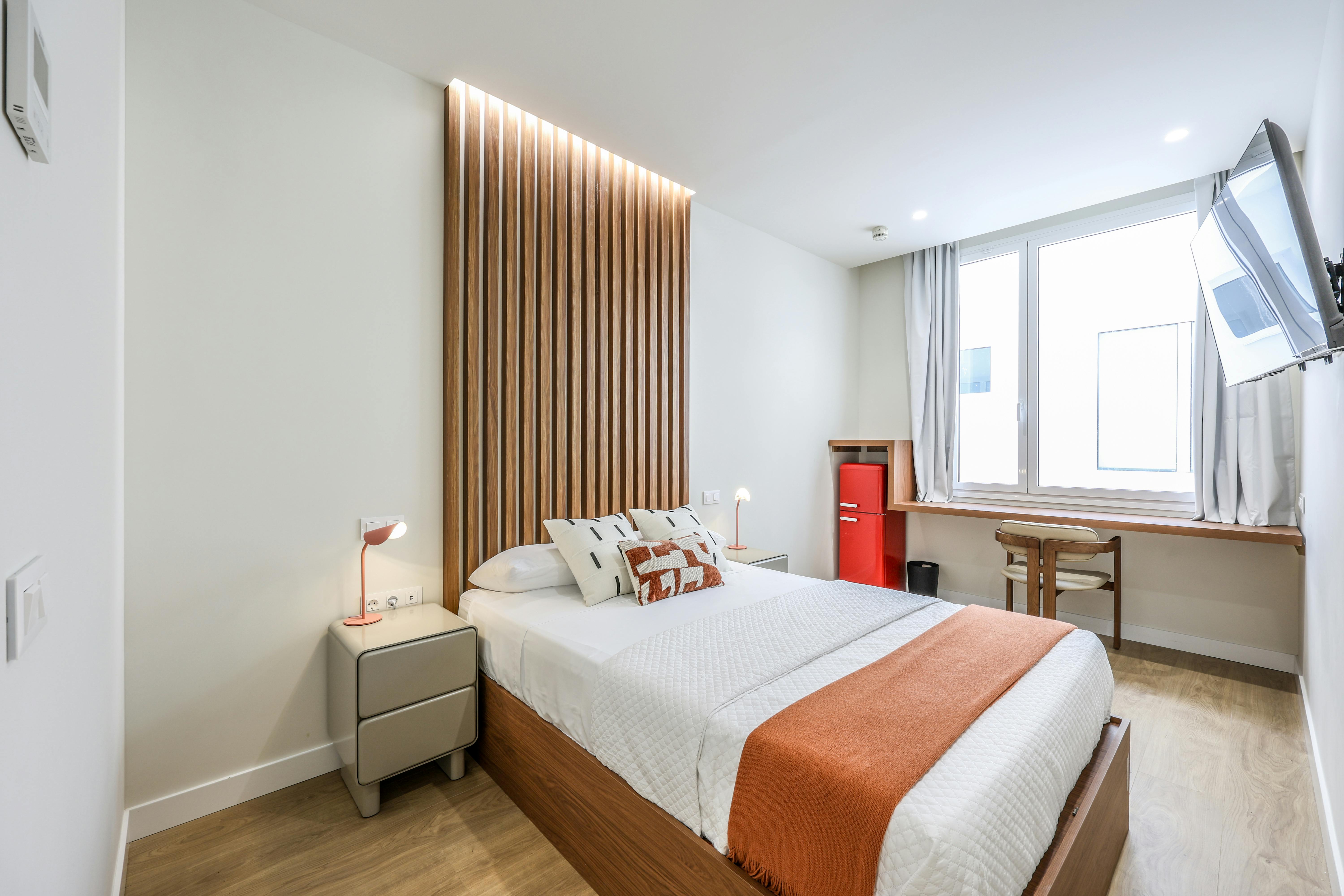 Private room in Avenida del Llano Castellano, Madrid (1729192) room image 2