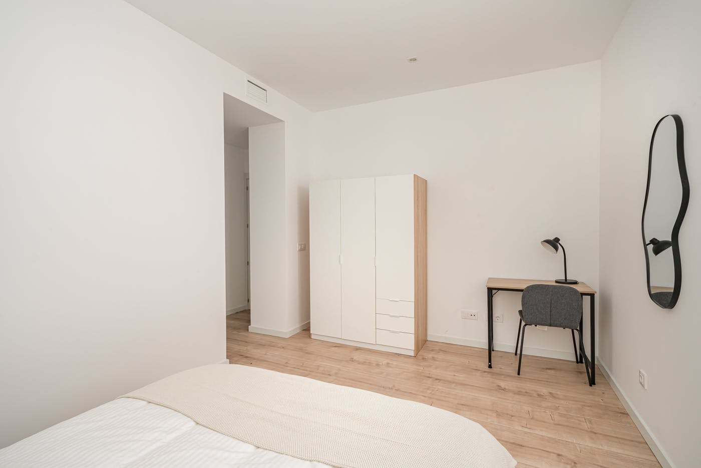 Private room in Calle del Cardenal Cisneros, Madrid (1729206) ROOM 2