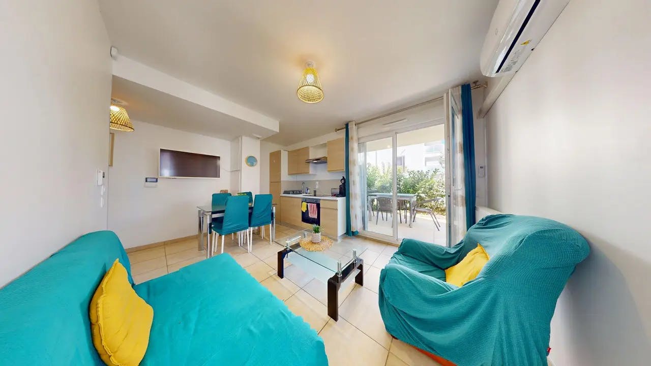 Appartamento in affitto a 1100 € al mese a Vénissieux, Rue du Professeur Roux