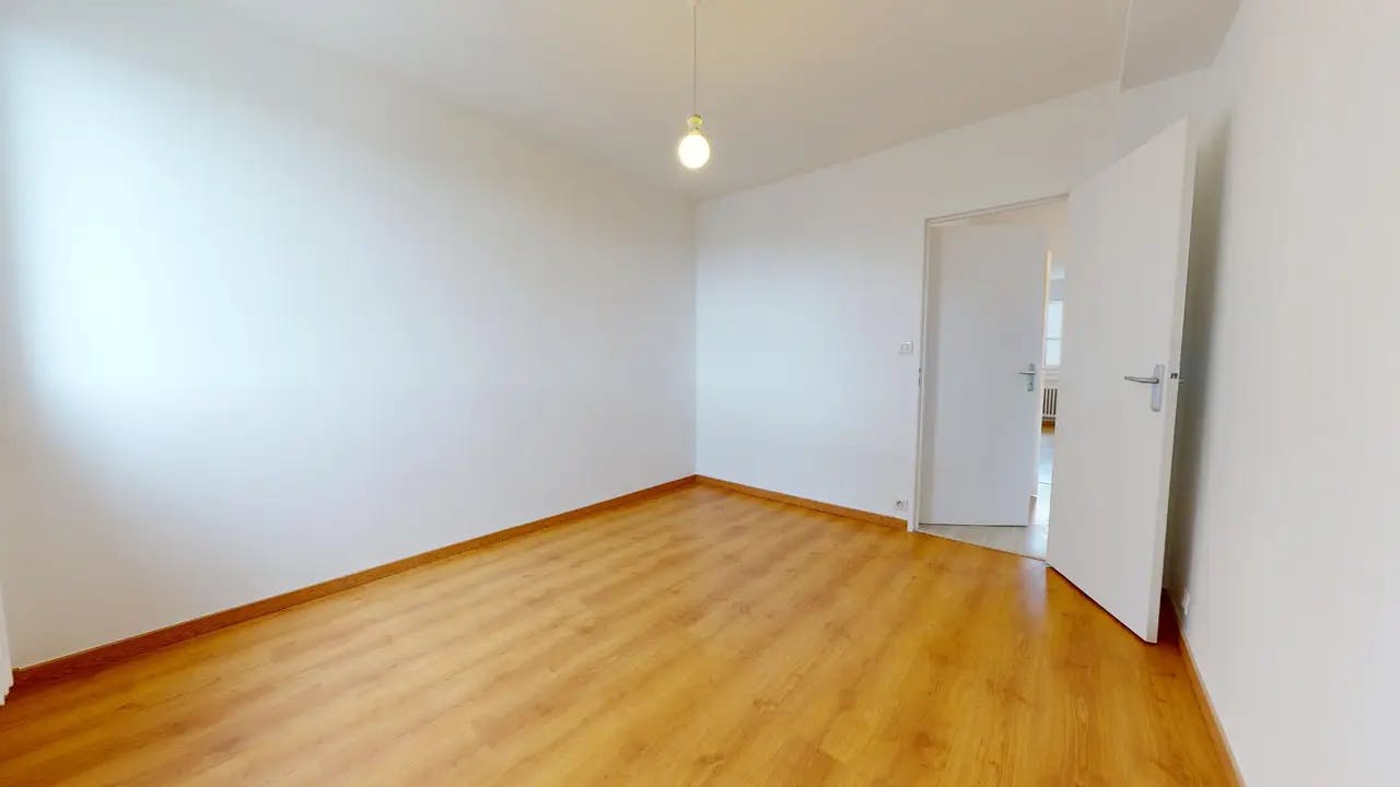 2-Bedroom Apartment in Rue Marcel Sembat, Saint-Étienne (1729218) ROOM 4