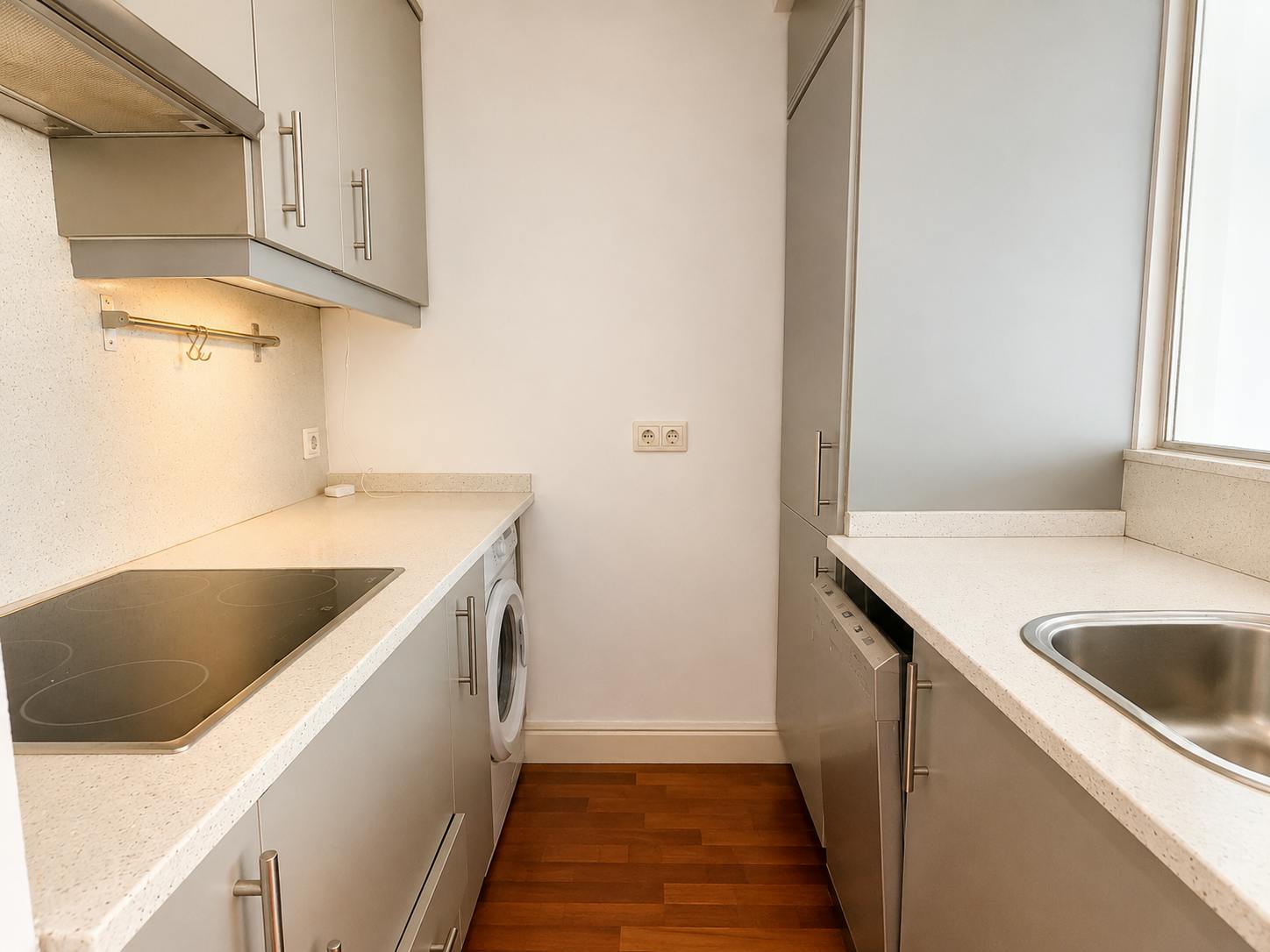 1-Bedroom Apartment in Calle de Pedro Heredia, Madrid (1729310) ROOM 3