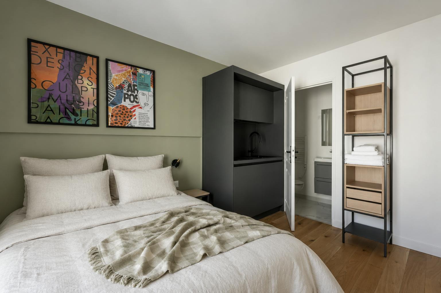 Estudio  en alquiler por 1225 € al mes en Paris, Rue Marcadet