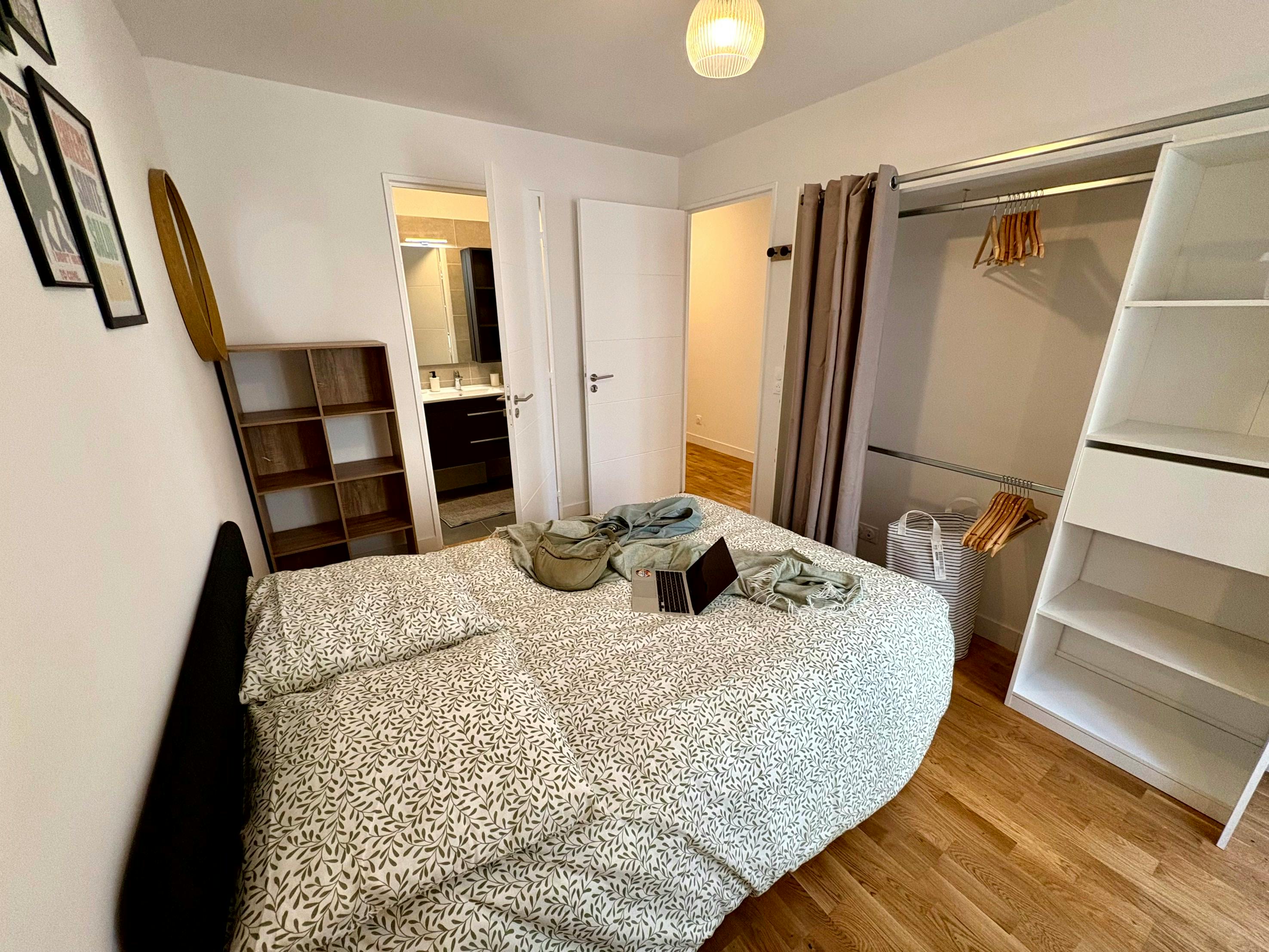 Private room in Rue du Landy, Clichy (1729398) room image 2
