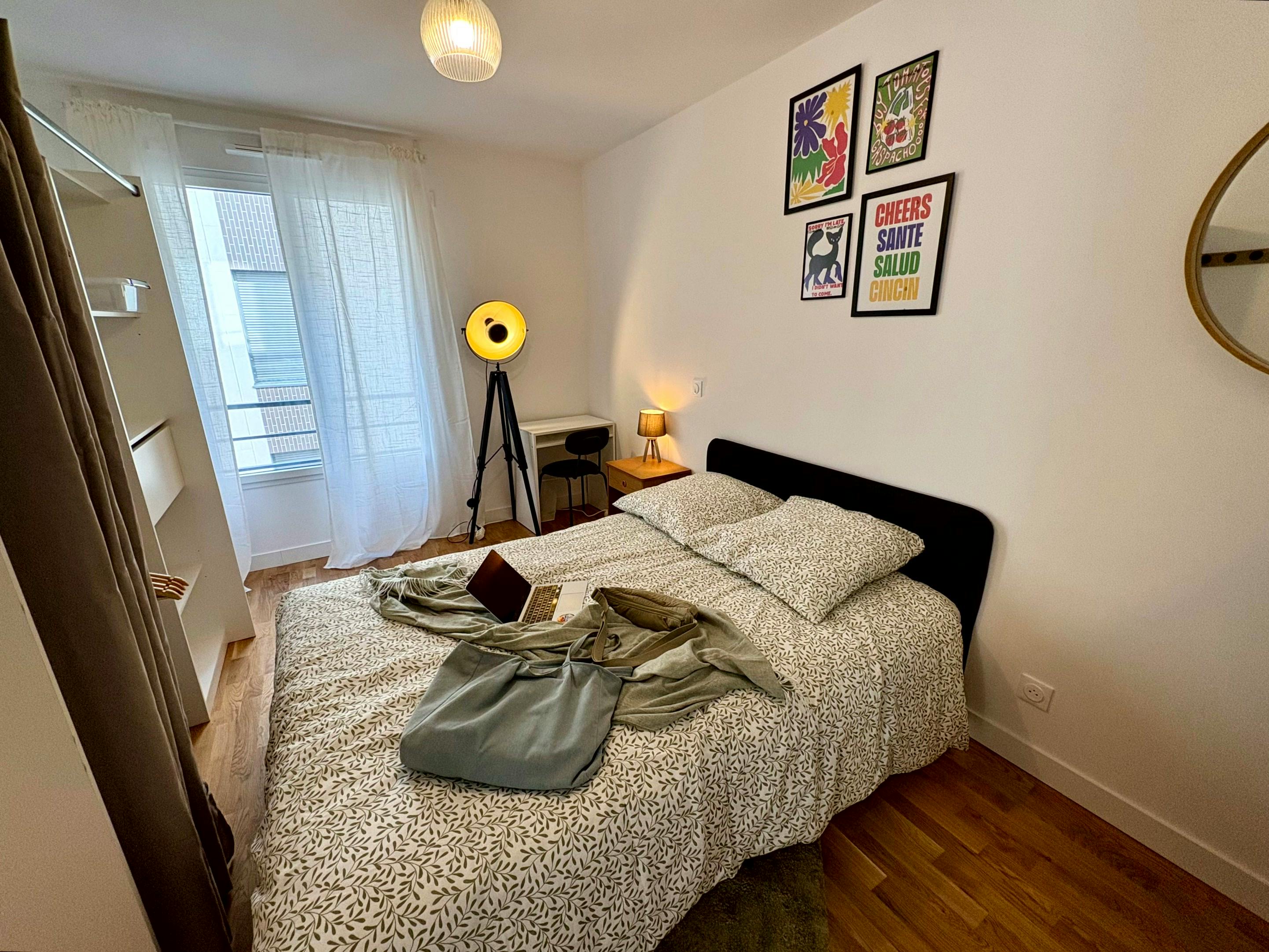 Private room in Rue du Landy, Clichy (1729398) room image 1