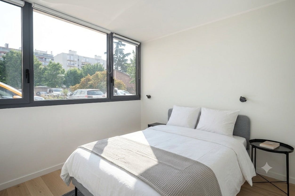 私人房间 正在以 €915 的月租出租，其位于 Clichy, Rue Fernand Pelloutier