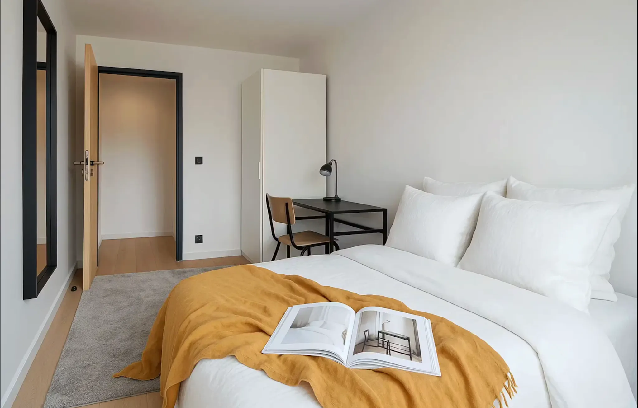 Rue Fernand Pelloutier, Clichy preview