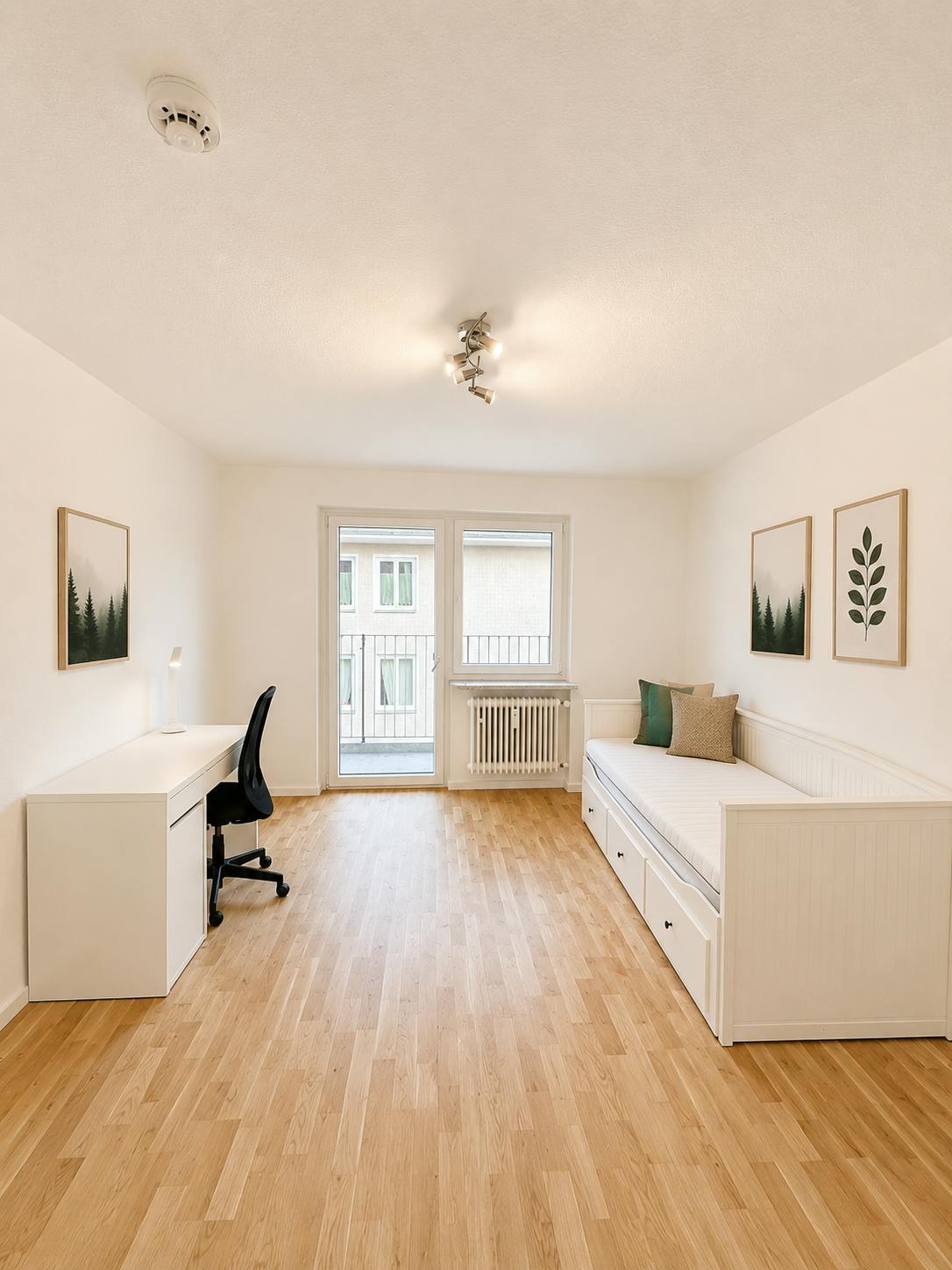 Private room in Leopoldstraße, Munich (1729530) room image 1