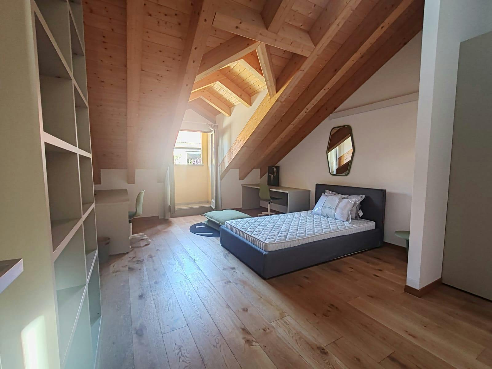 2-Bedroom Apartment in Via Maria Vittoria, Turin (1729550) room image 7