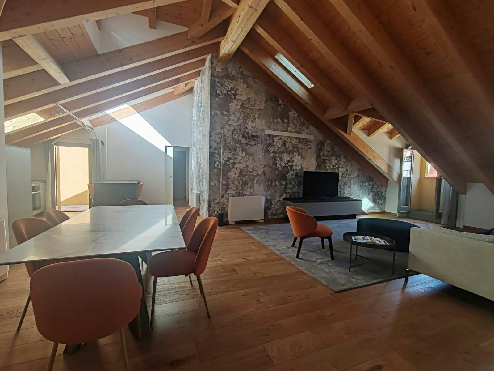 2-Bedroom Apartment in Via Maria Vittoria, Turin (1729550) room image 2
