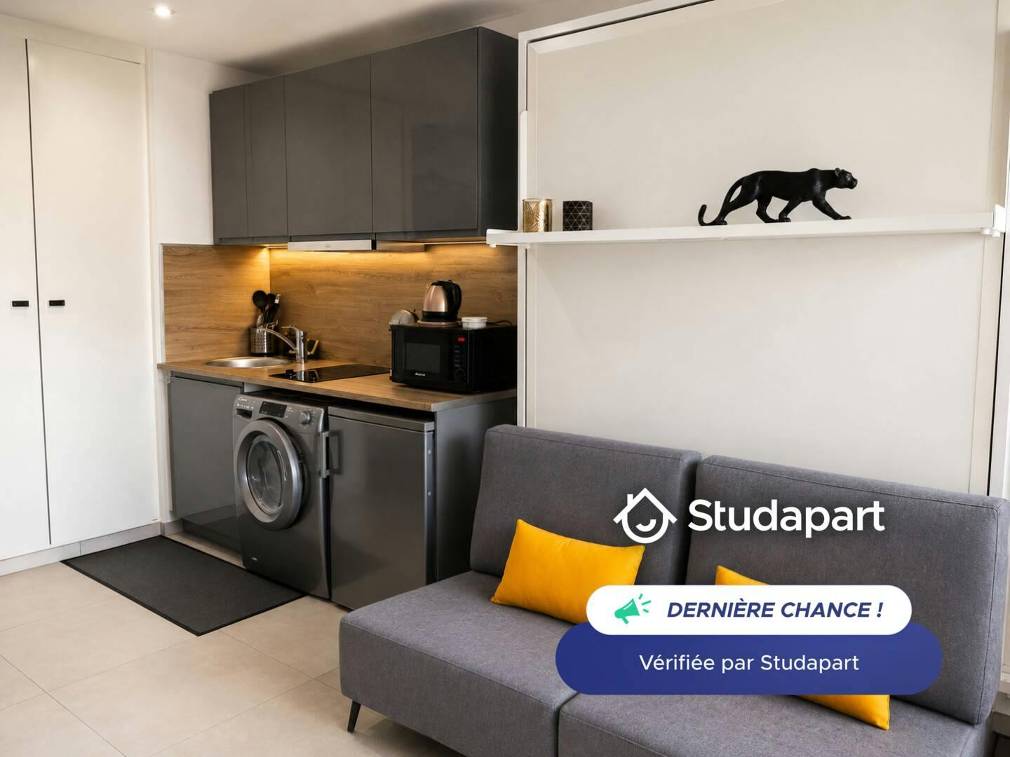 Maison à louer pour 900 €/mois à Mandelieu-la-Napoule, Allée des Clubs