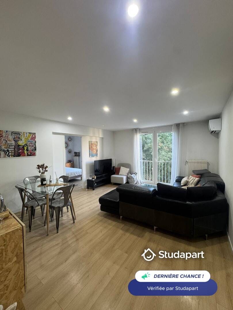 Appartement à louer pour 700 €/mois à Nîmes, Rue Élie Gré