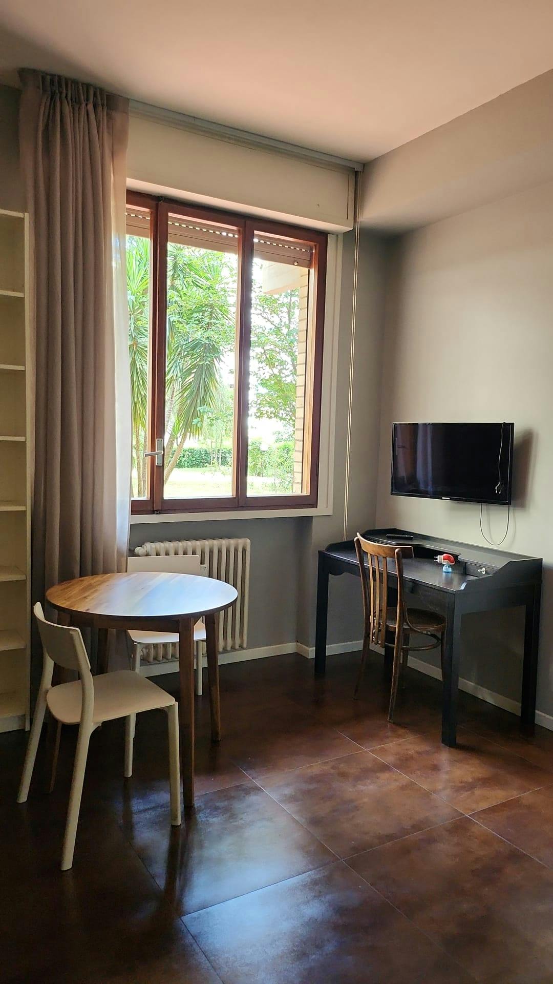 1-Bedroom Apartment in Via Filippo Pacini, Florence (1729615) ROOM