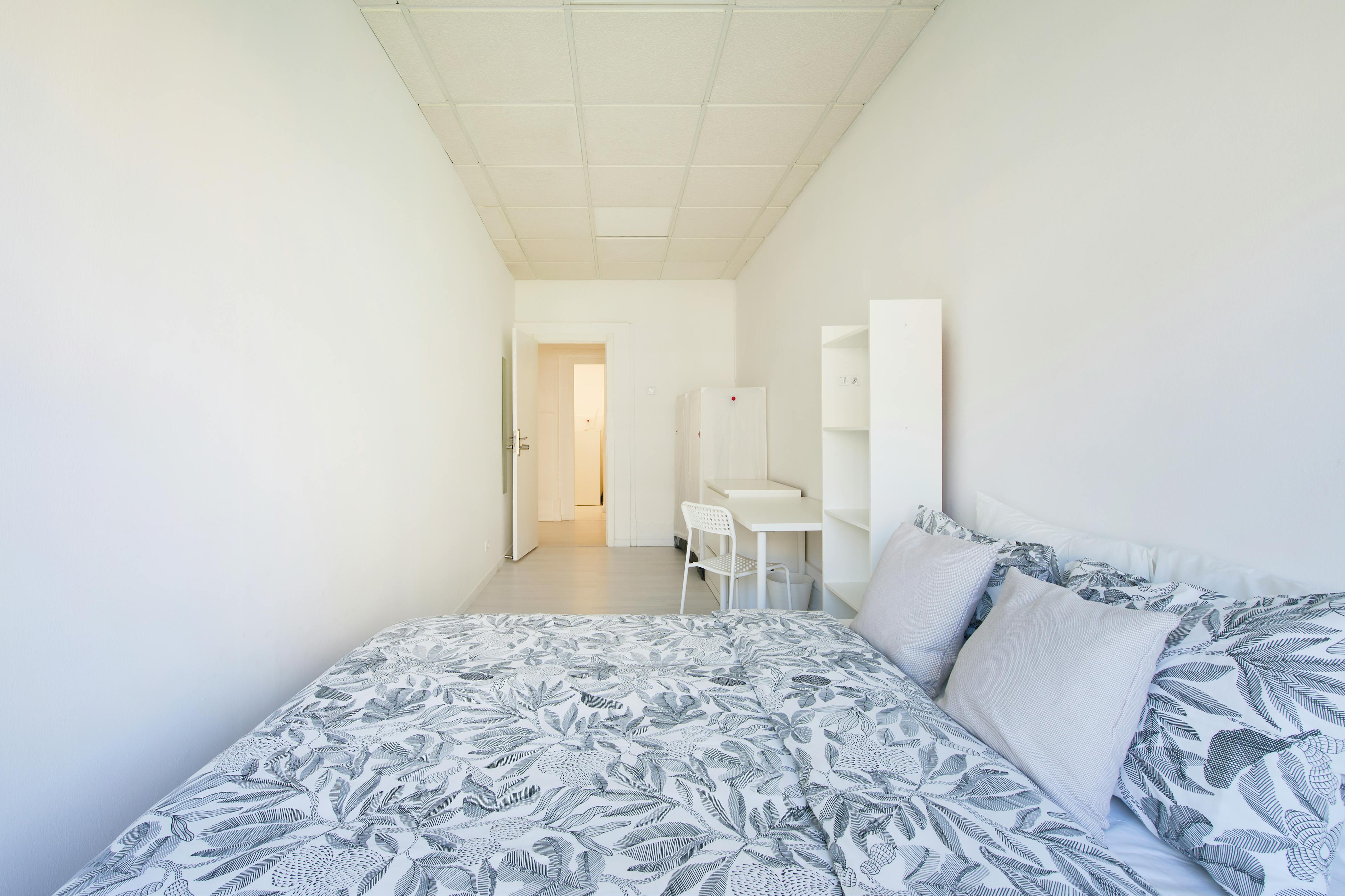 Private room in Avenida Elias Garcia, Lisbon (1729617) room image 2