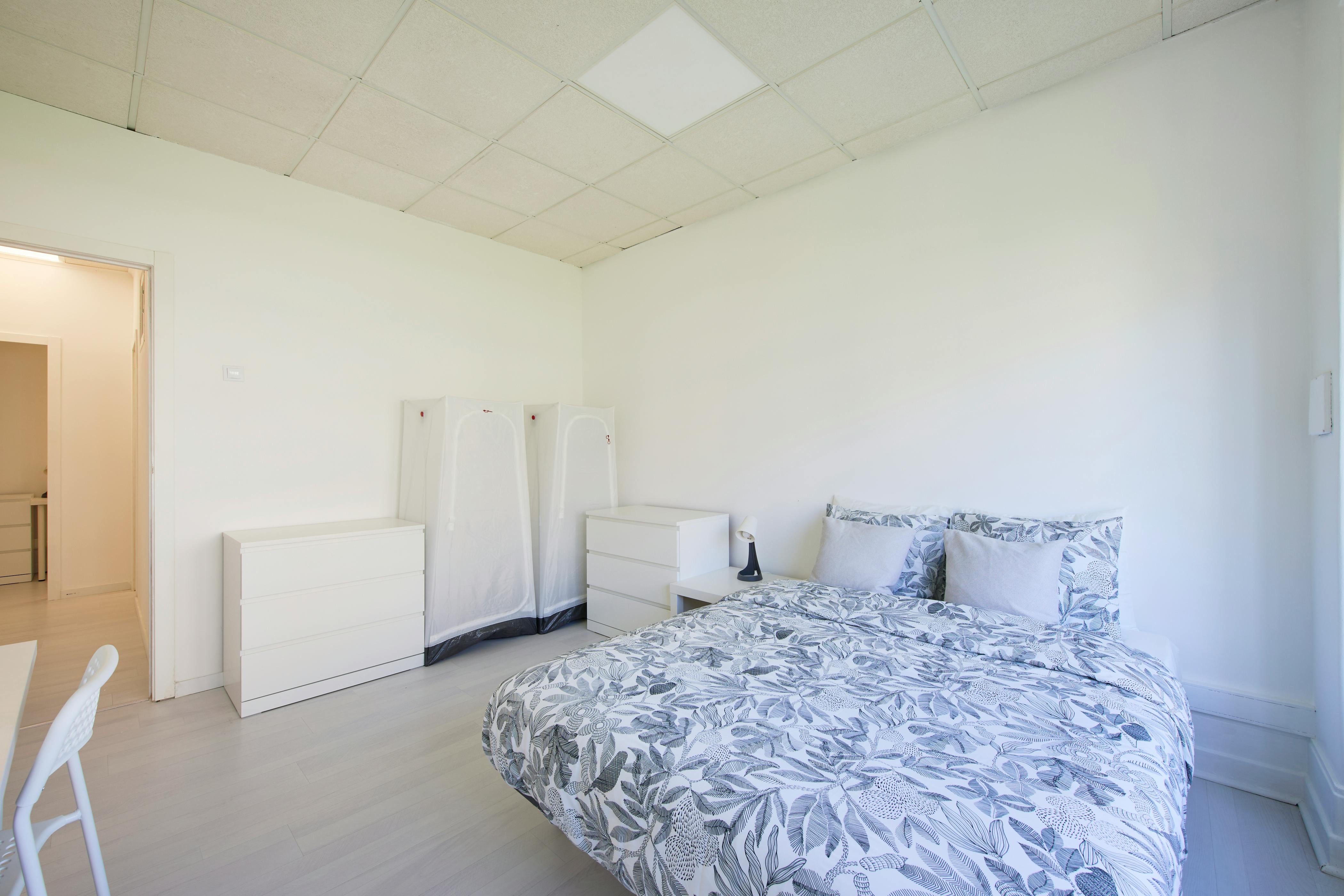 Private room in Avenida Elias Garcia, Lisbon (1729640) room image 2