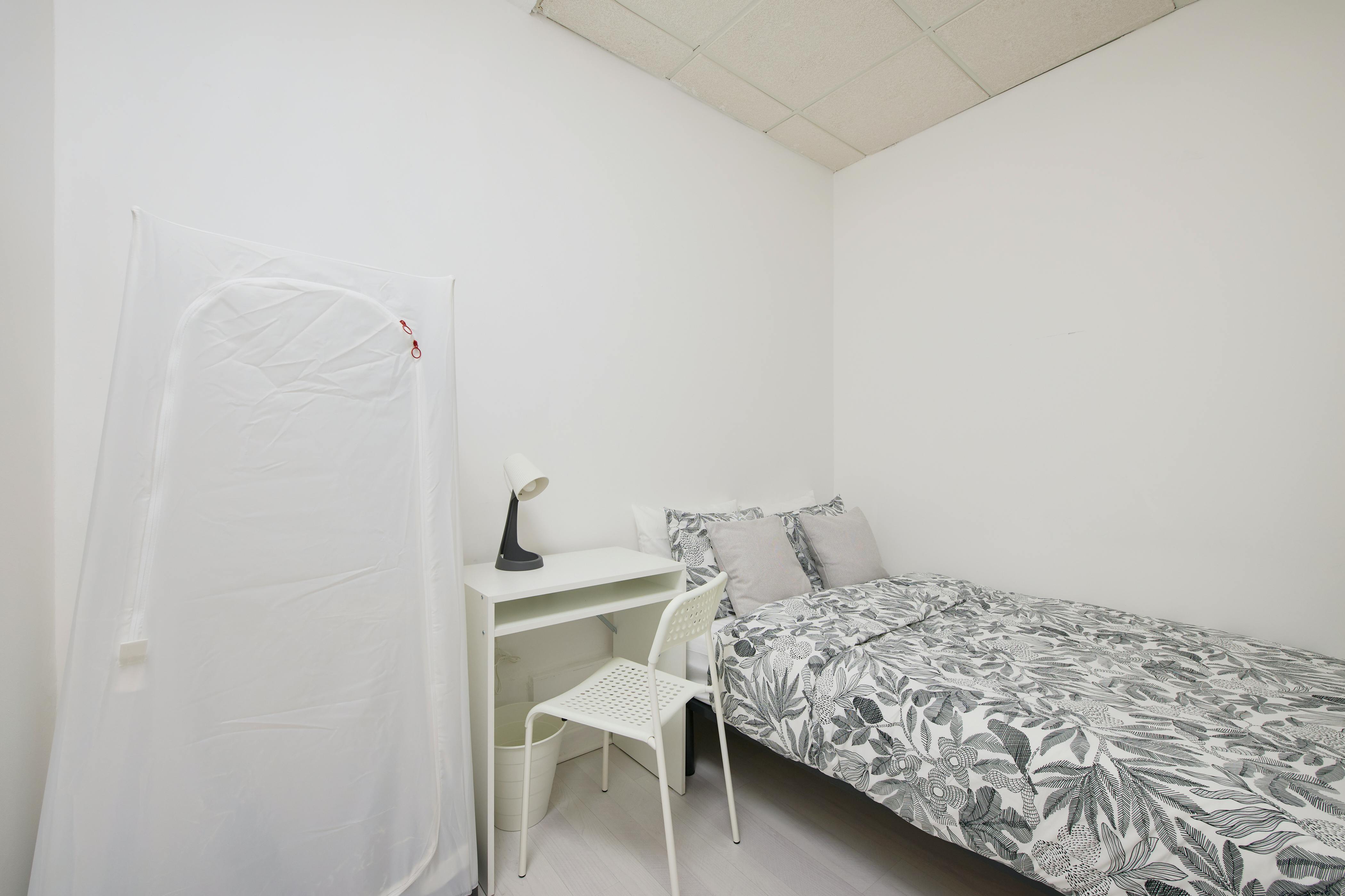 Private room in Avenida Elias Garcia, Lisbon (1729641) room image 1