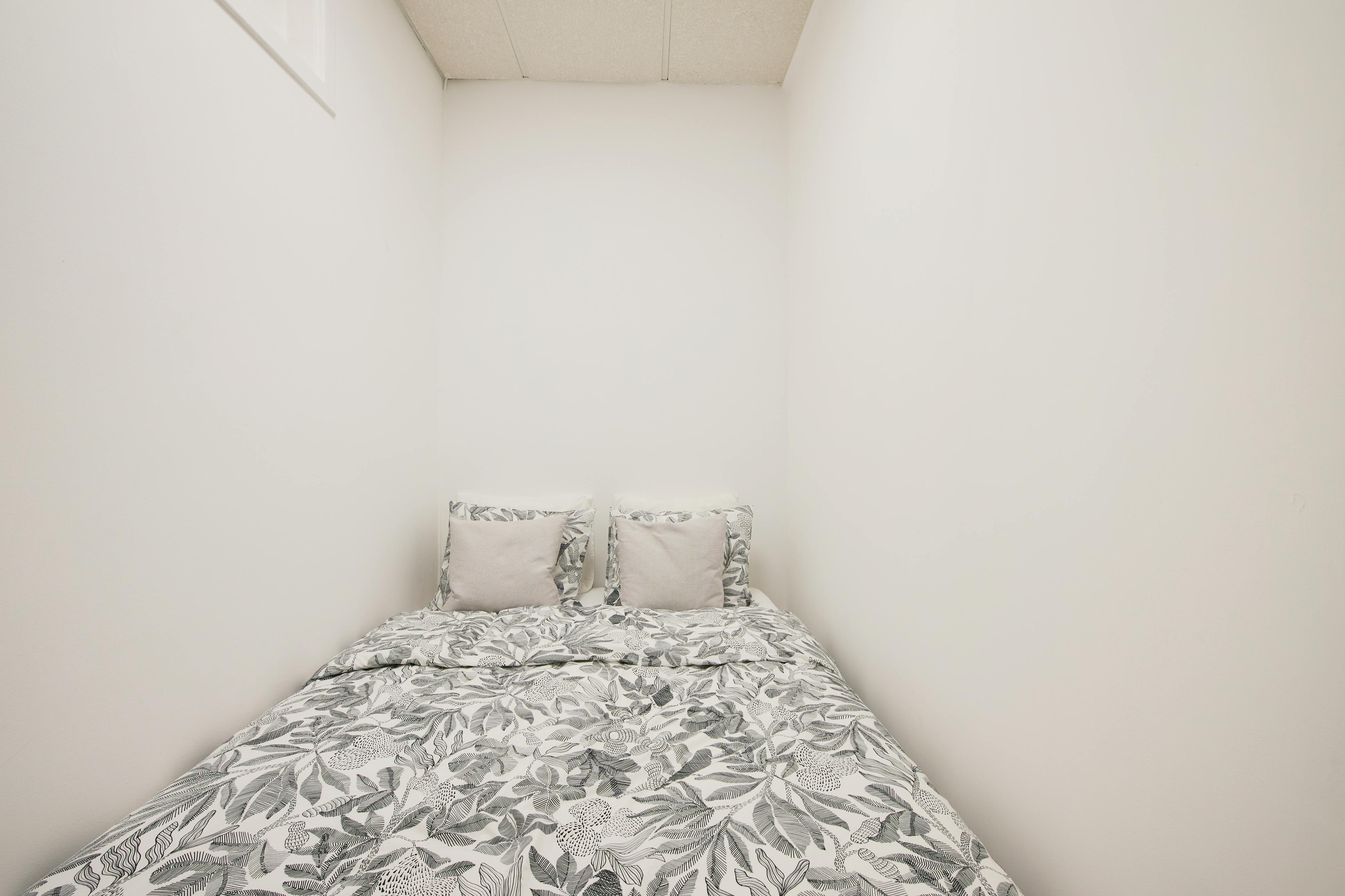Private room in Avenida Elias Garcia, Lisbon (1729642) room image 2