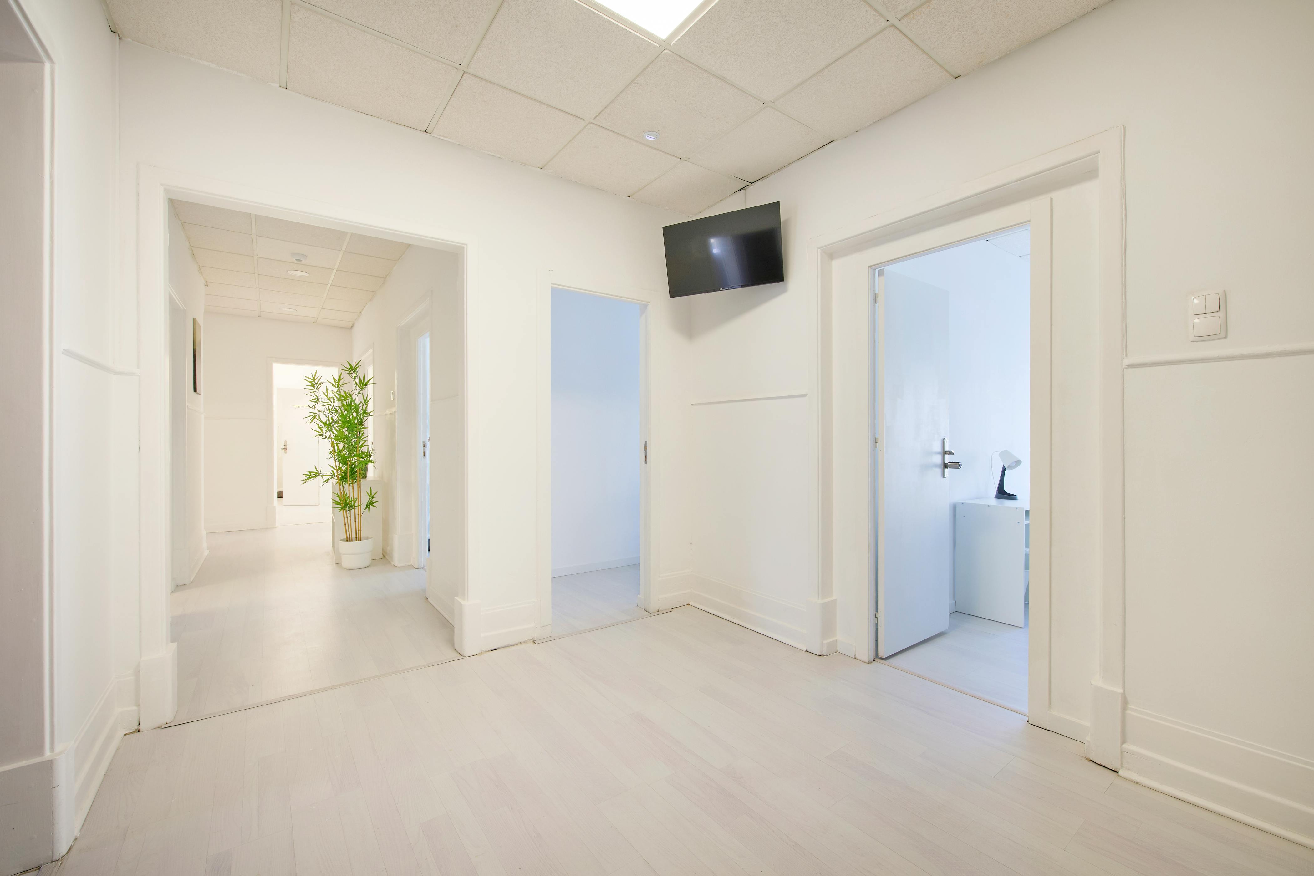 Private room in Avenida Elias Garcia, Lisbon (1729647) room image 10