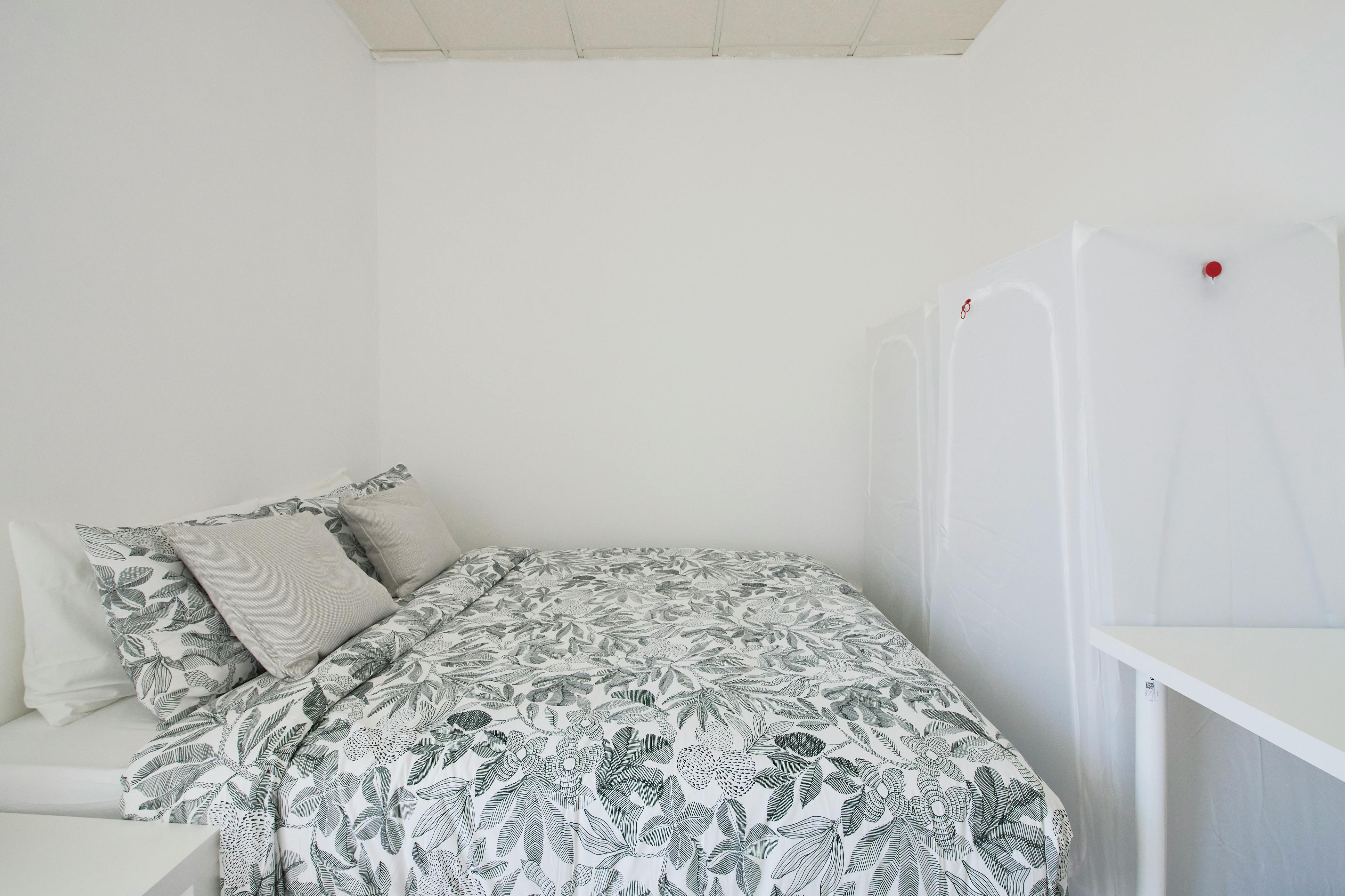 Private room in Avenida Elias Garcia, Lisbon (1729651) room image 1